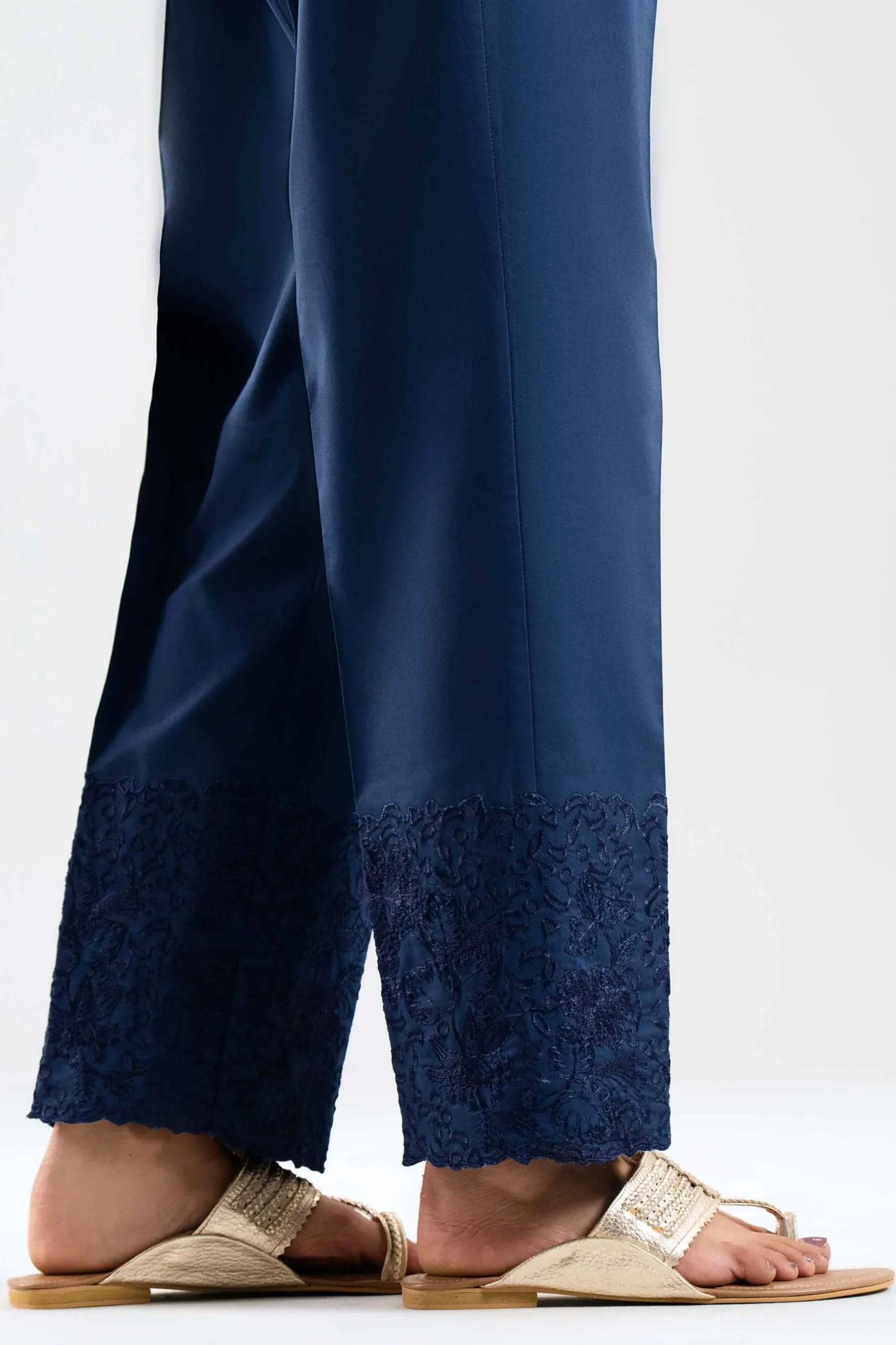 1 Piece - Dyed Loose Fabric - 42602314