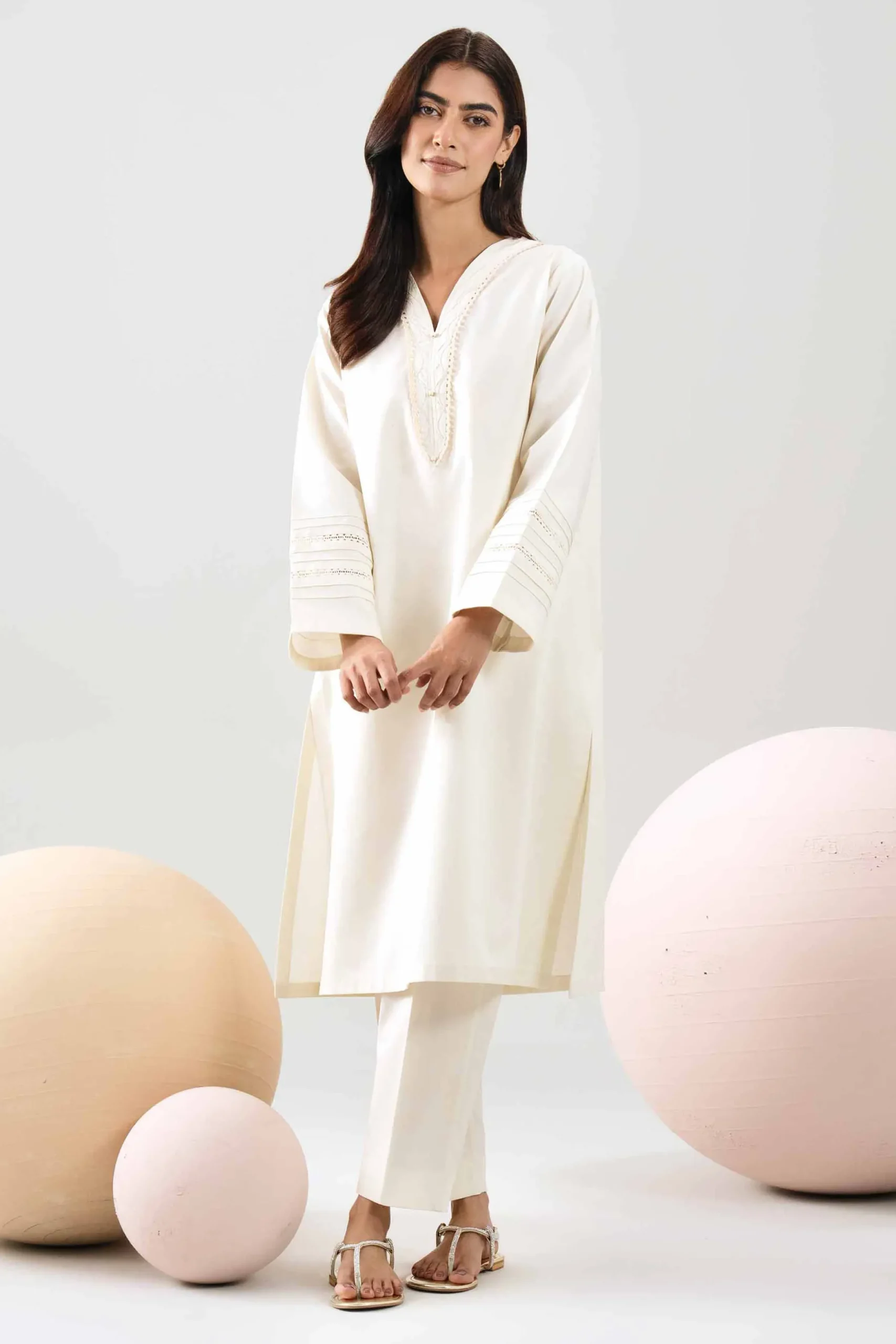 1 Piece - Dyed Loose Fabric - 42602326