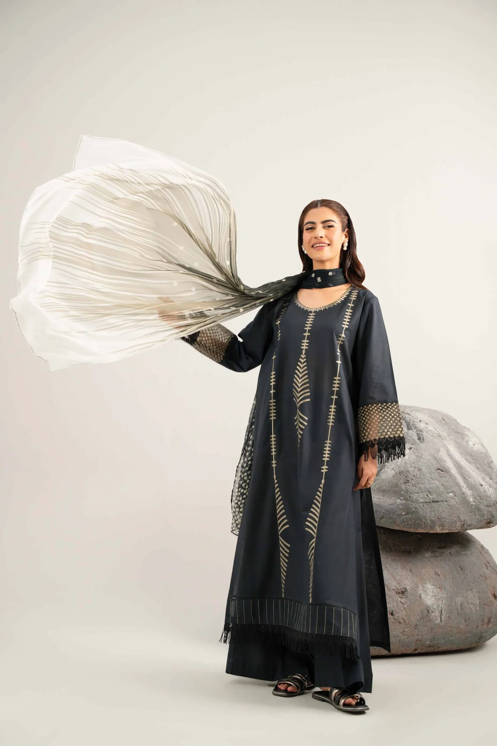 3 Piece - Dyed Printed Embroidered Suit - 42502025