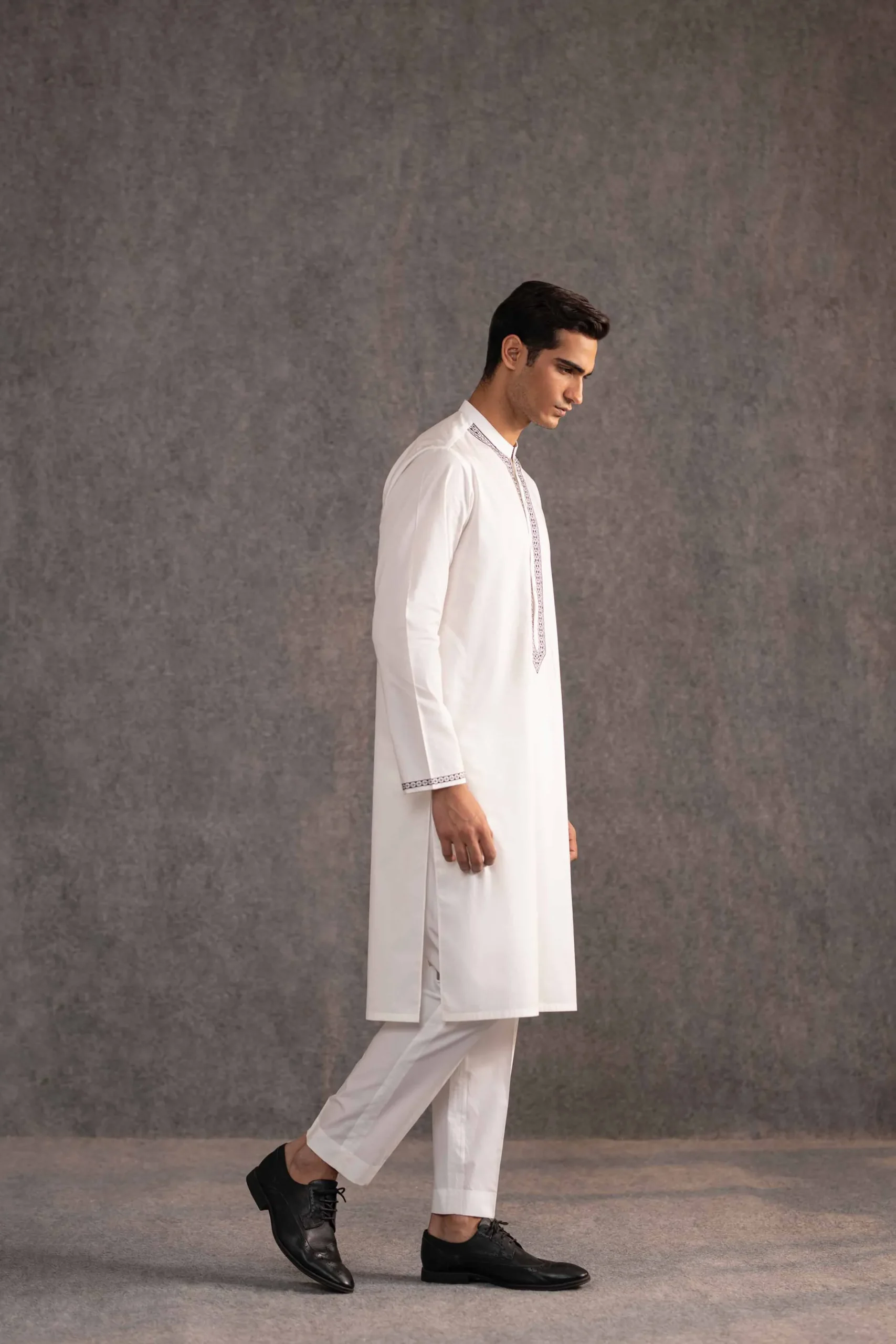 2 Piece - Embroidered Naqsh Suit - KNS25-06