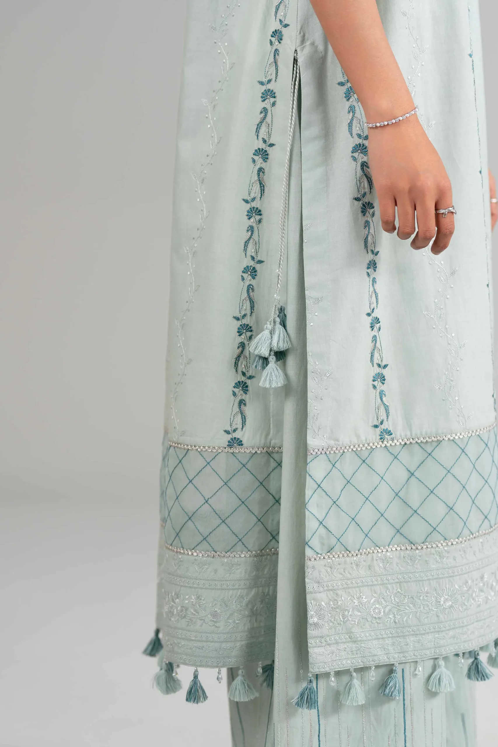 2 Piece - Embroidered Suit - 42619935