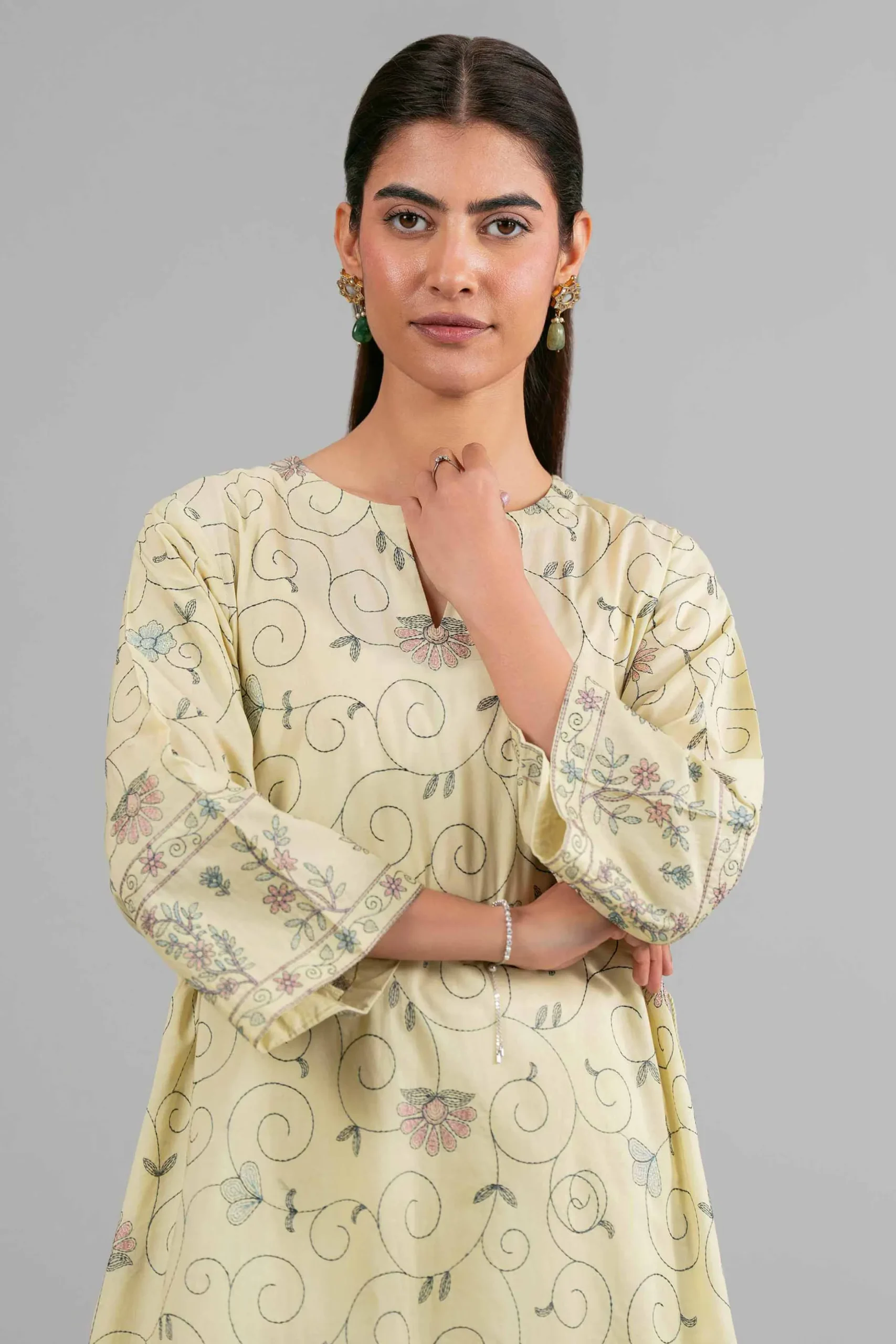 2 Piece - Embroidered Suit - 42619932