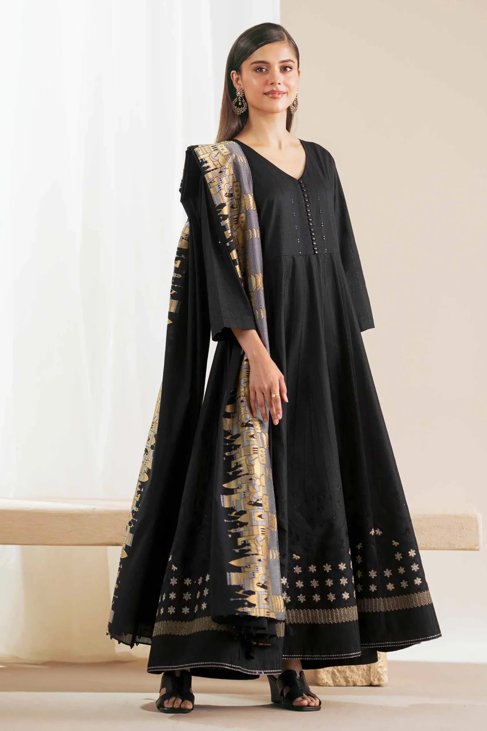 2 Piece - Embroidered Suit - 42519109