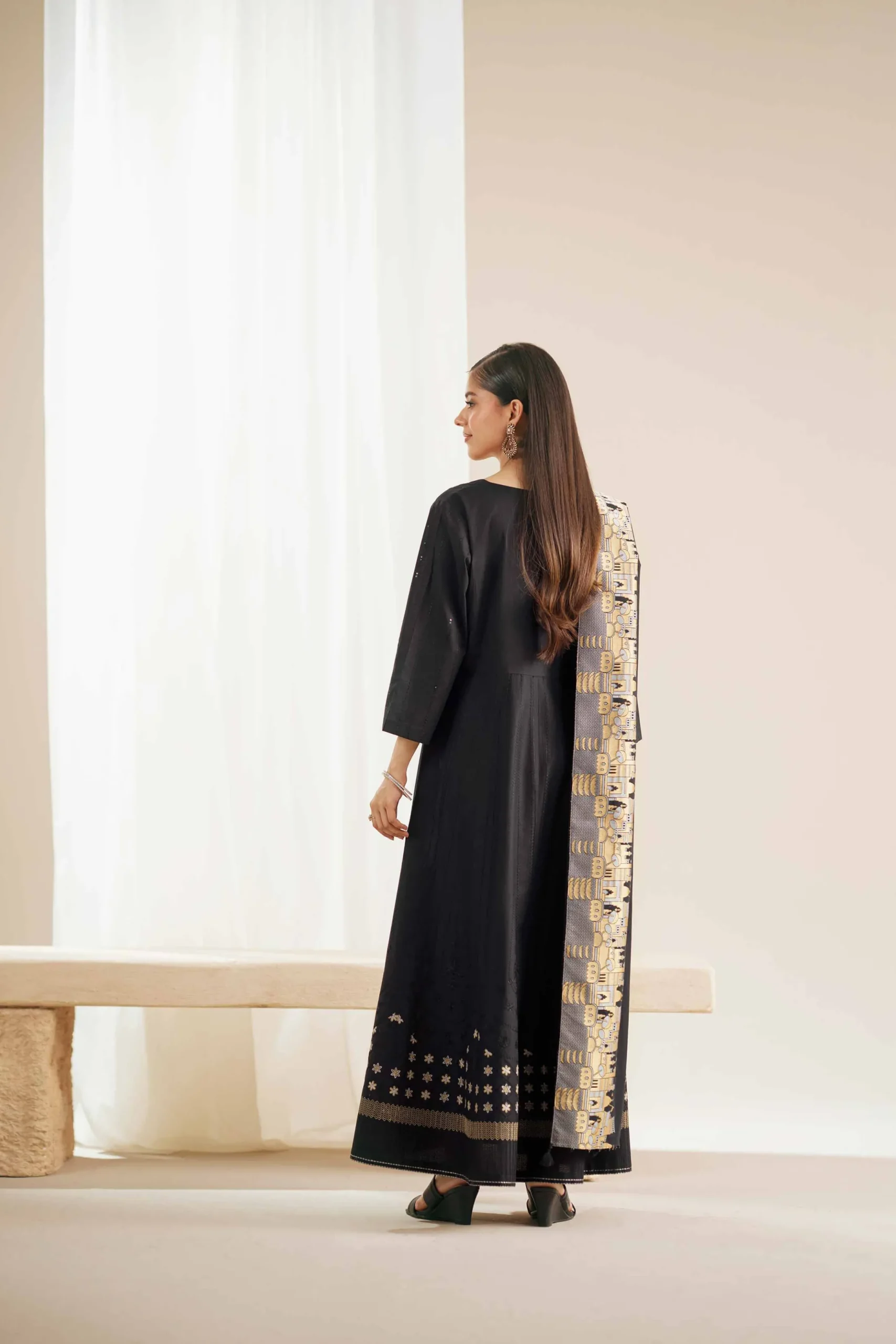 2 Piece - Embroidered Suit - 42519109