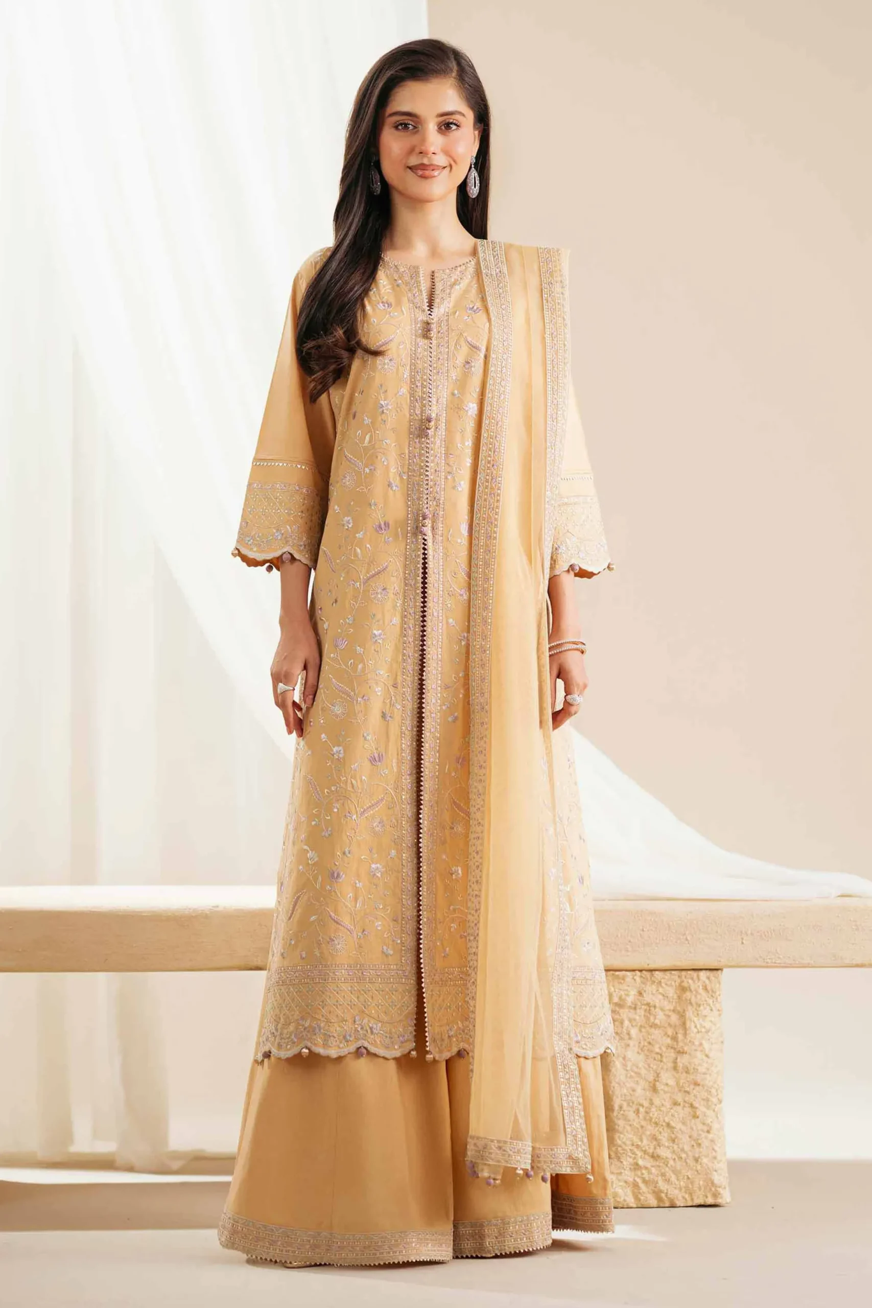 3 Piece - Embroidered Suit - 42519120