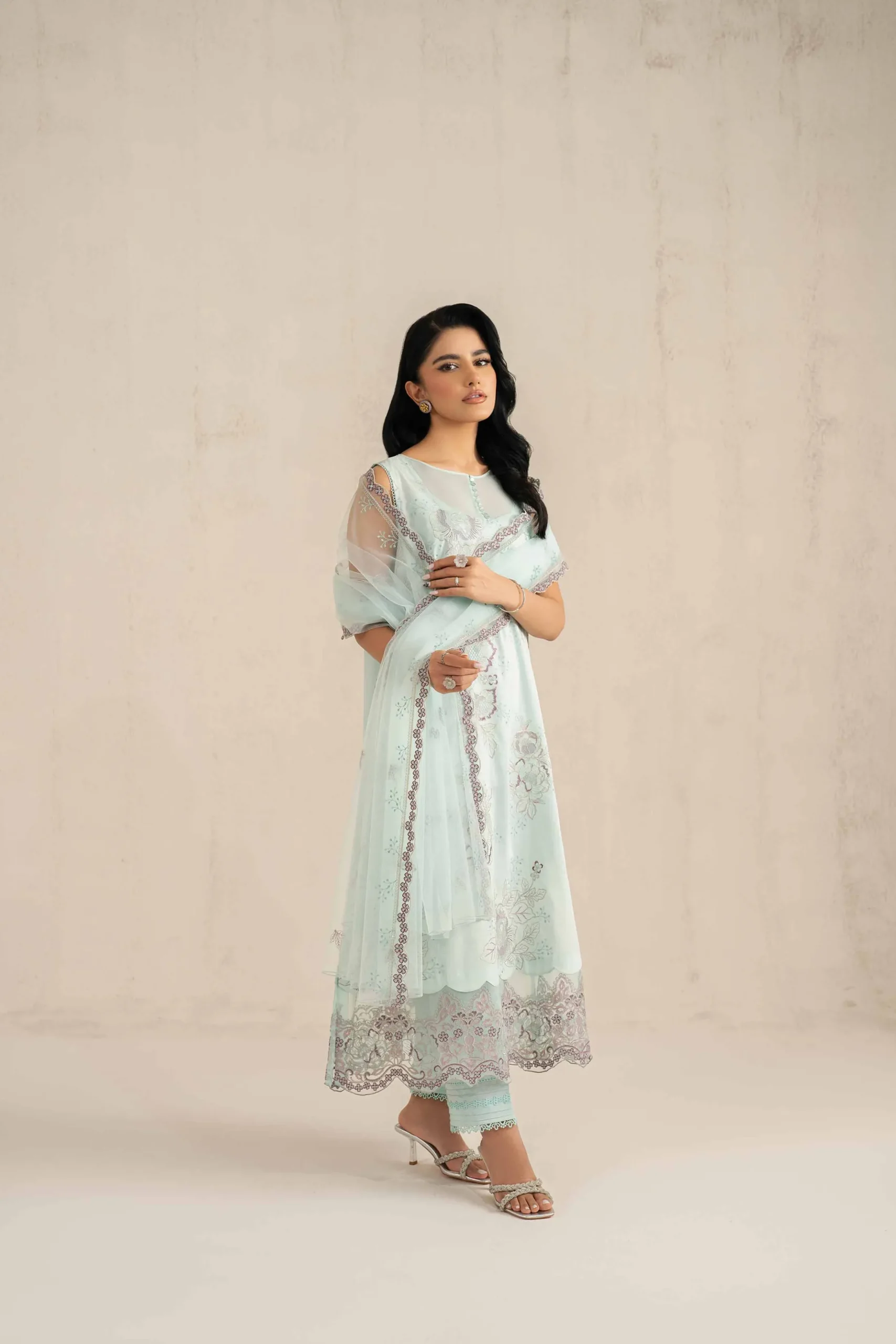 3 Piece - Embroidered Suit - 42519114