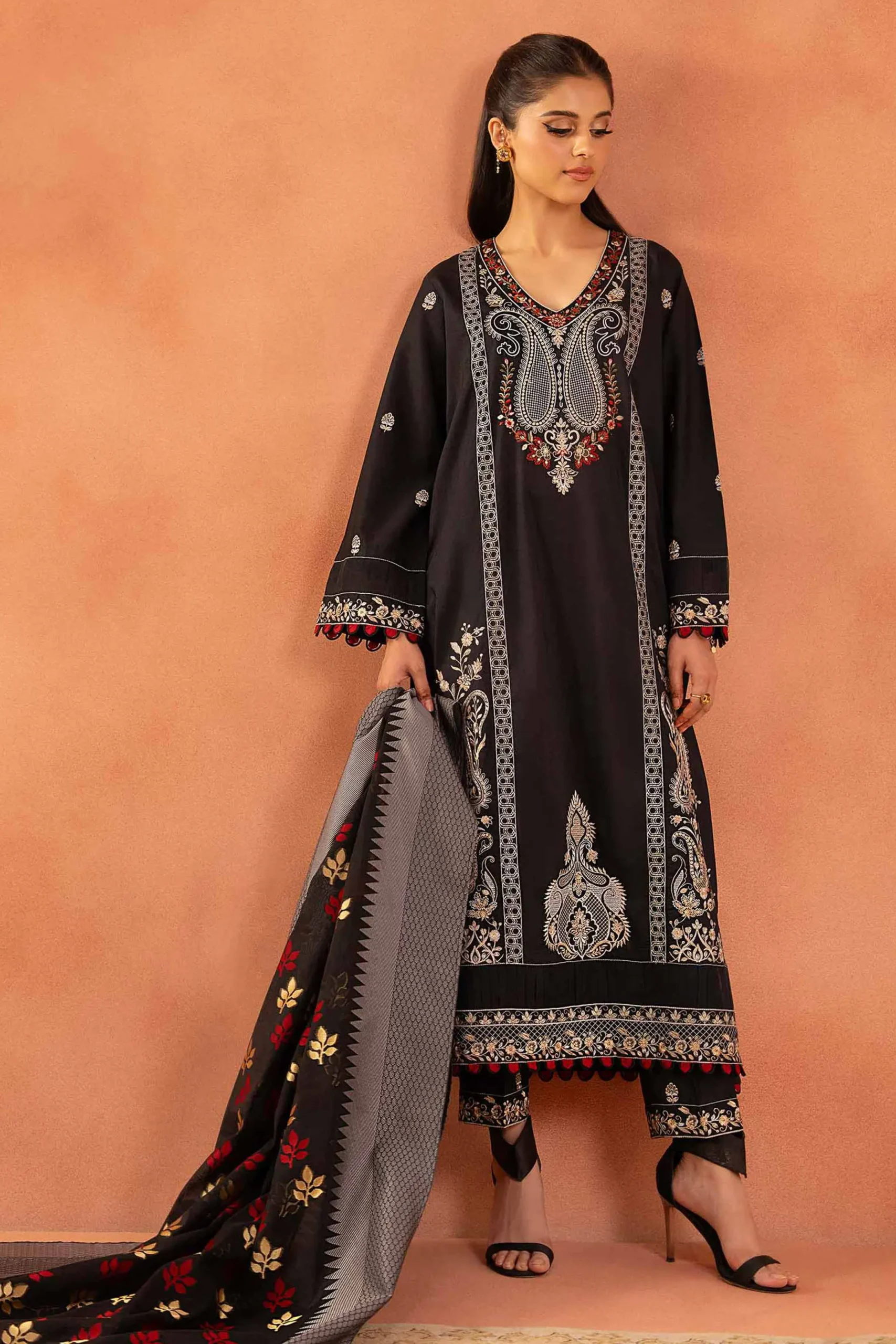 3 Piece - Embroidered Suit - 42519106