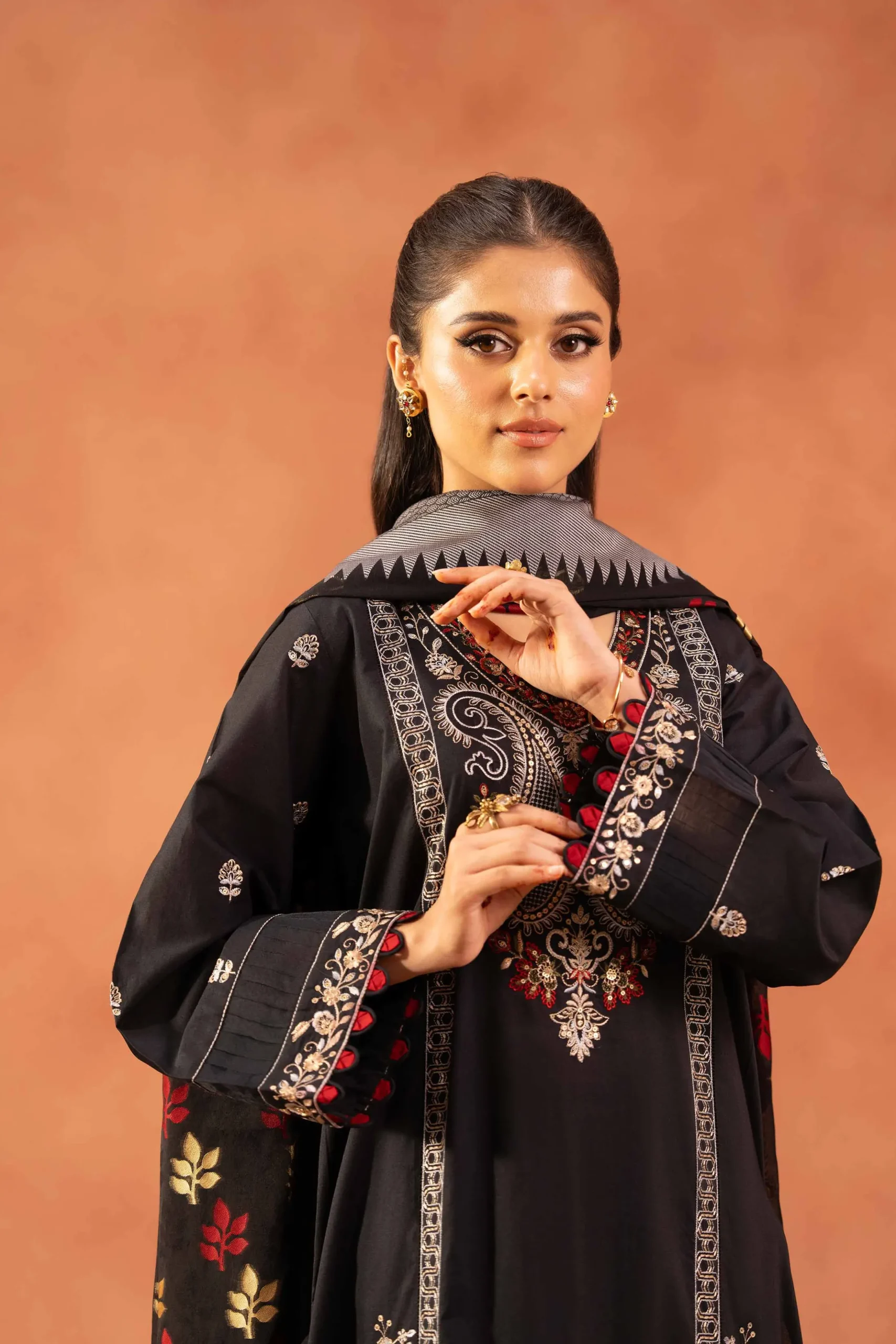 3 Piece - Embroidered Suit - 42519106