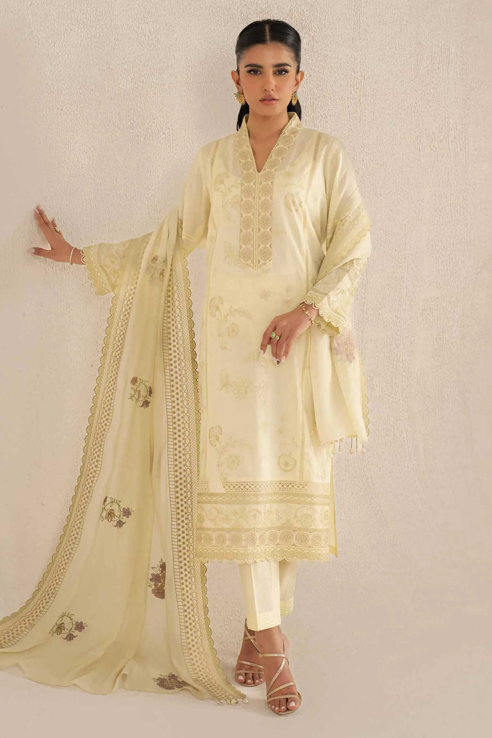 3 Piece - Embroidered Suit - 42519137