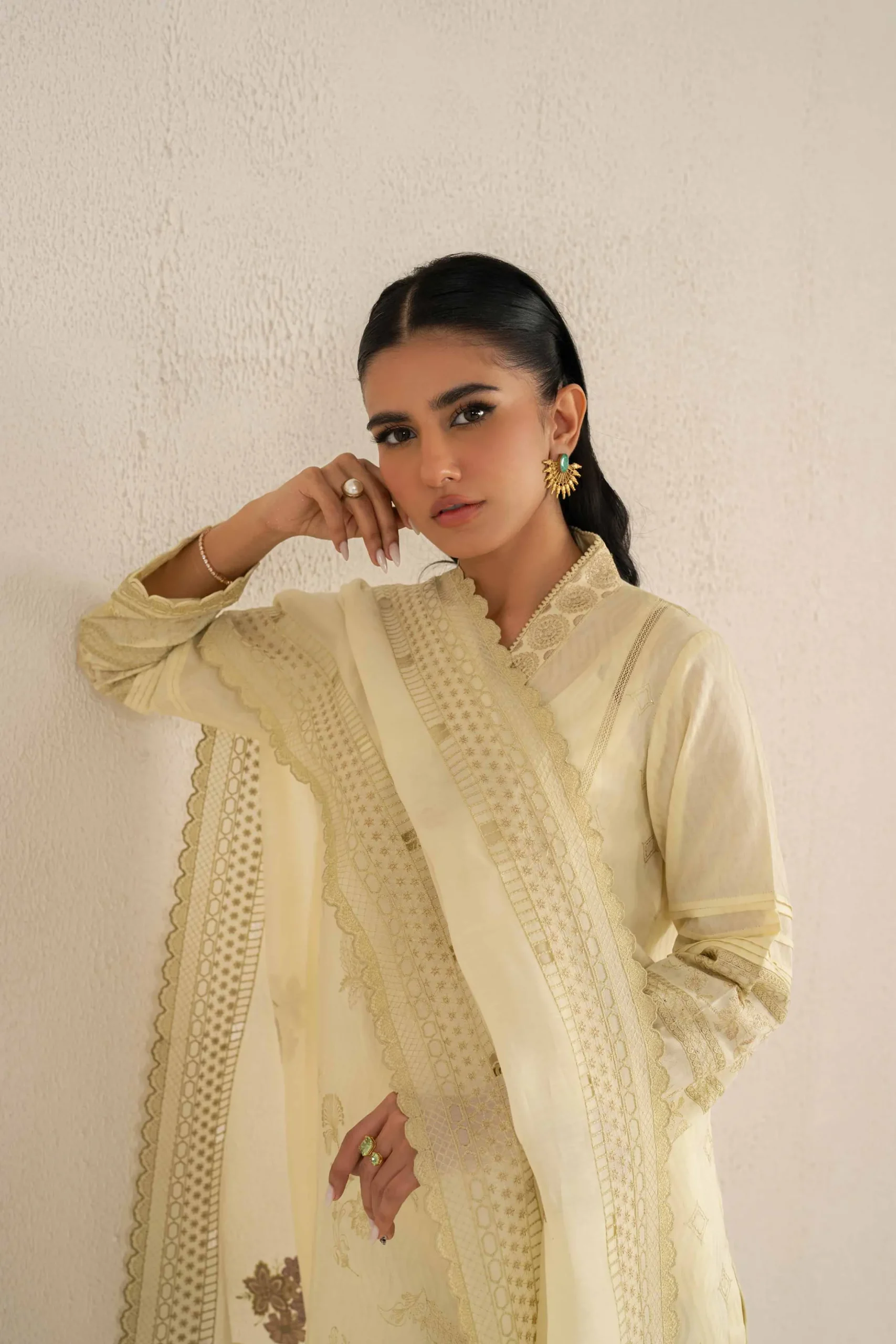 3 Piece - Embroidered Suit - 42519137