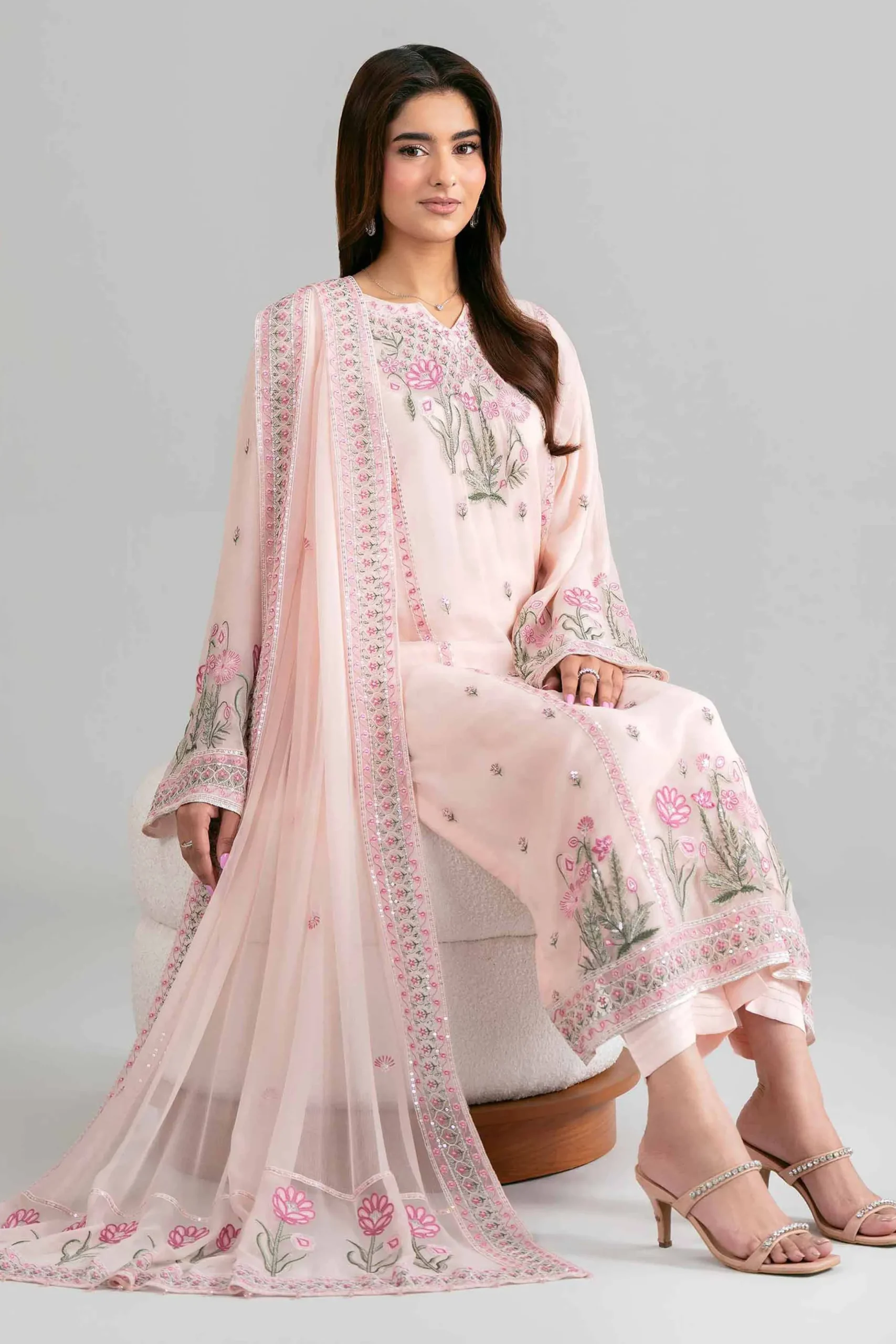 3 Piece - Embroidered Suit - 42619958