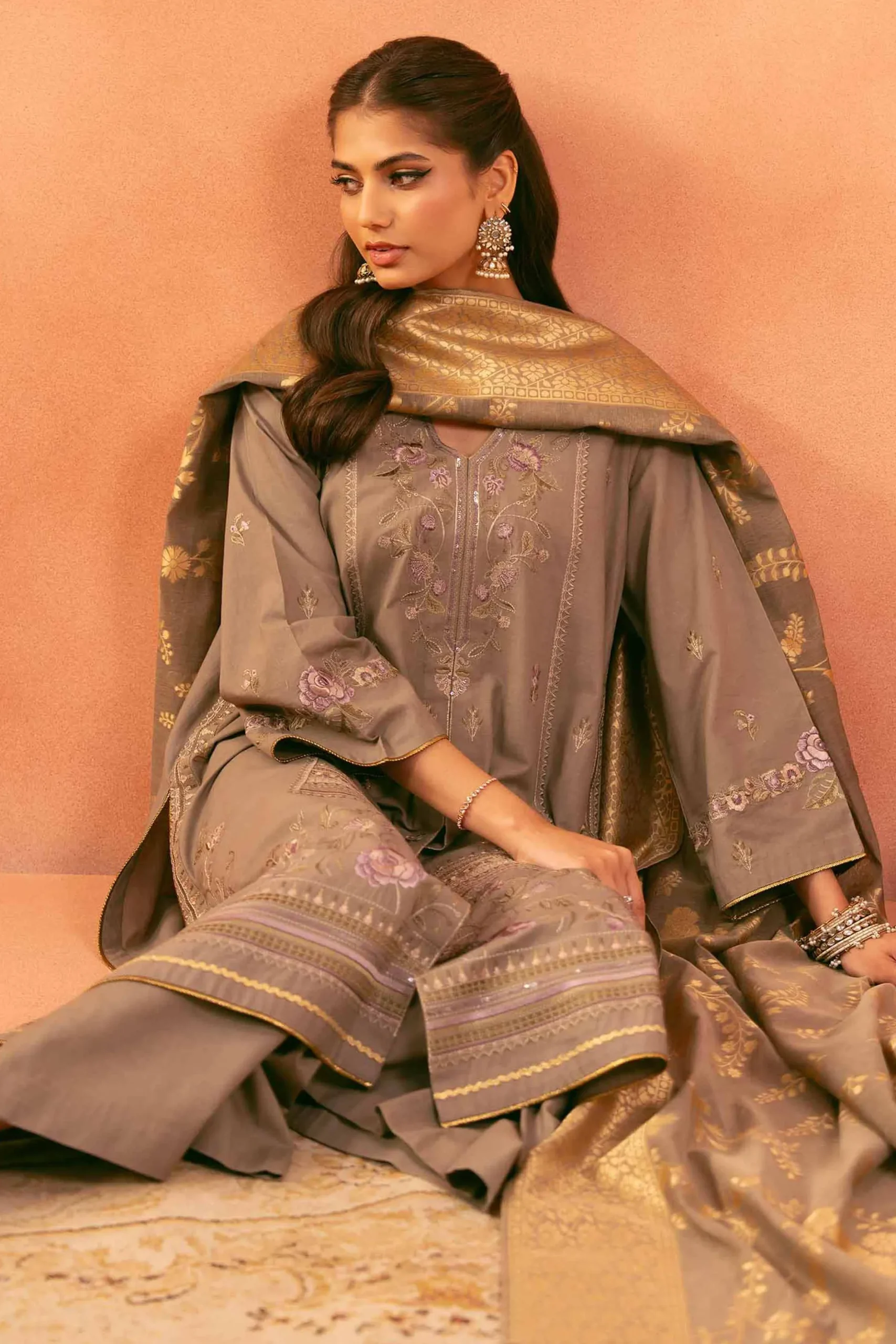 3 Piece - Embroidered Suit - 42519102