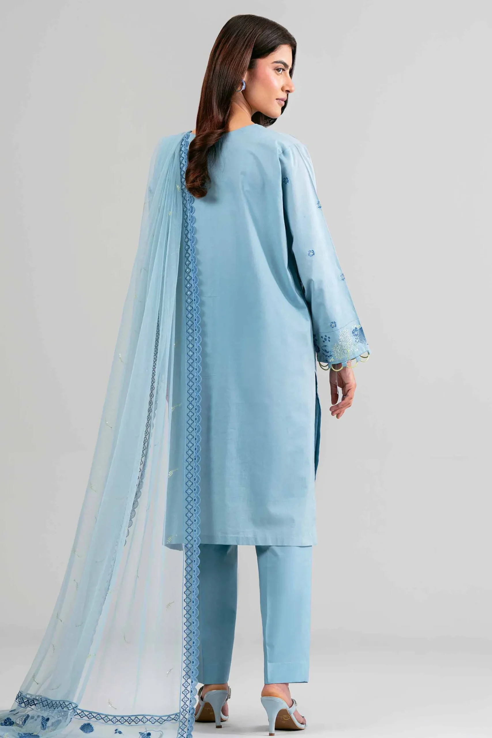 3 Piece - Embroidered Suit - 42619960