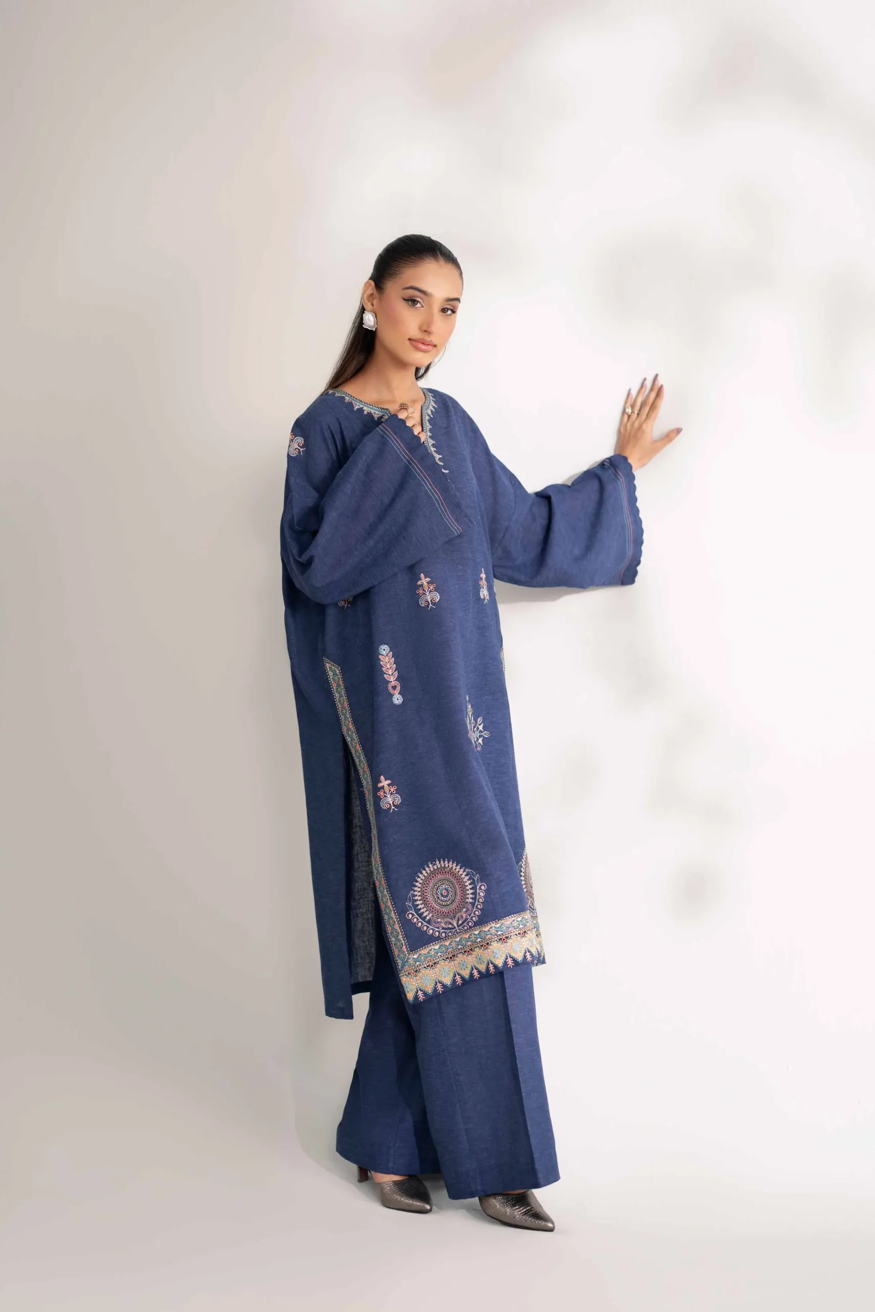 2 Piece - Embroidered Suit - 42502477