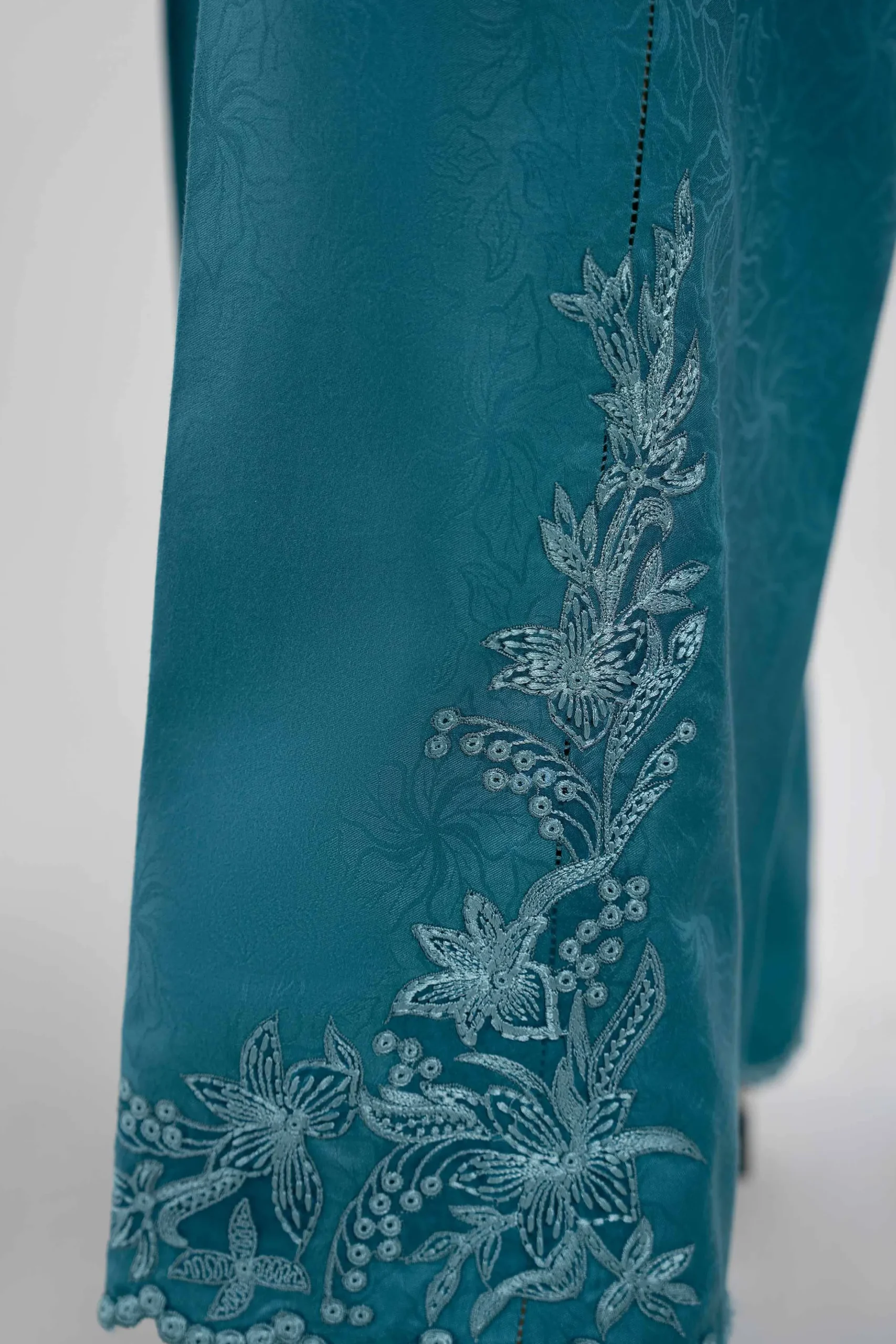 2 Piece - Embroidered Suit - 42503738