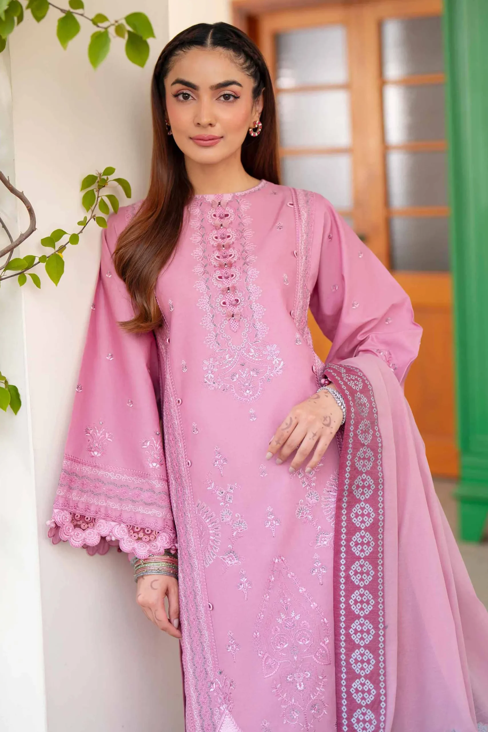3 Piece - Embroidered Suit - 42601684
