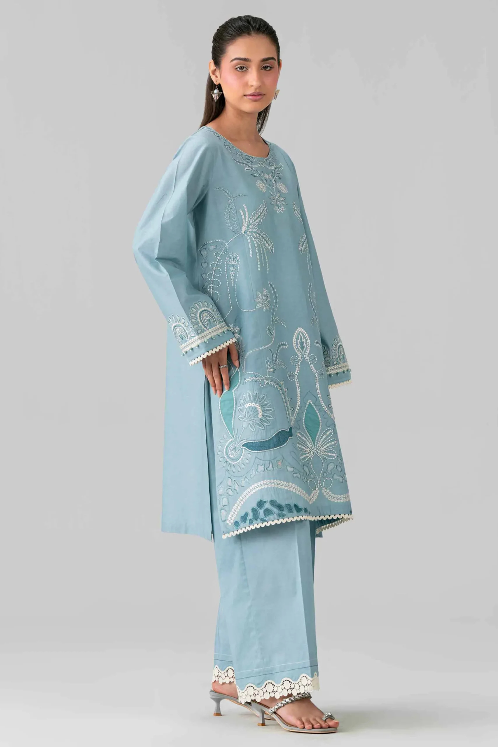 2 Piece - Embroidered Suit - 42601628