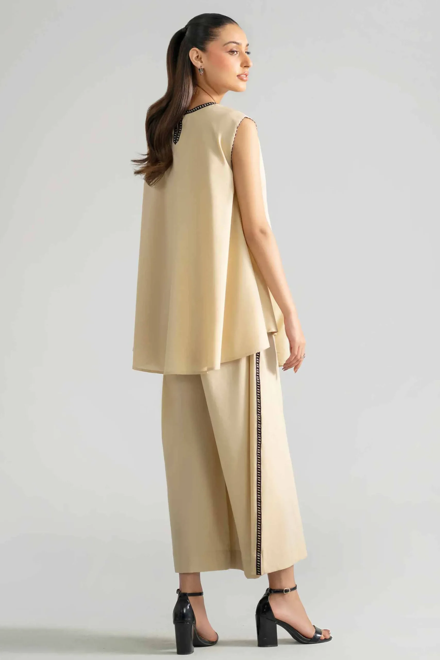 2 Piece - Embroidered Suit - AS26-84