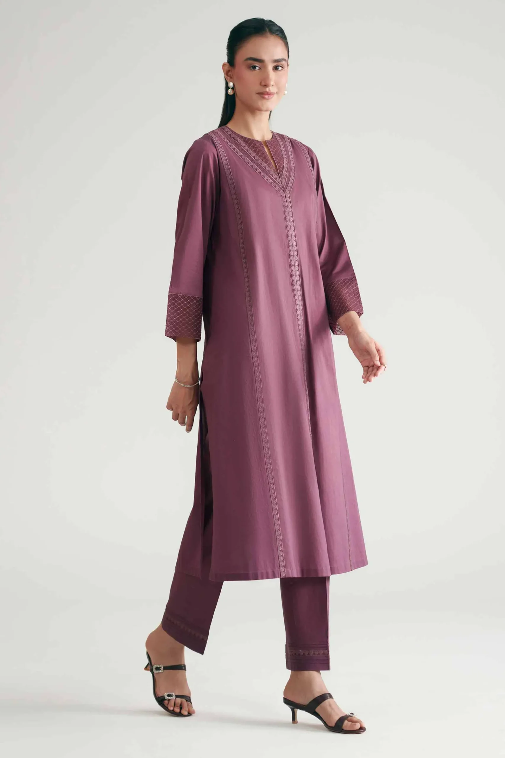 2 Piece - Embroidered Suit - KFE26-170