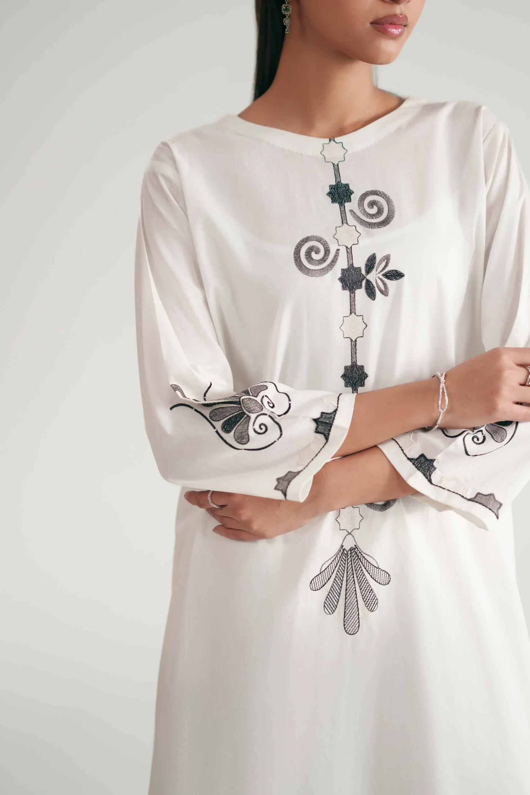 2 Piece - Embroidered Suit - KFE26-171