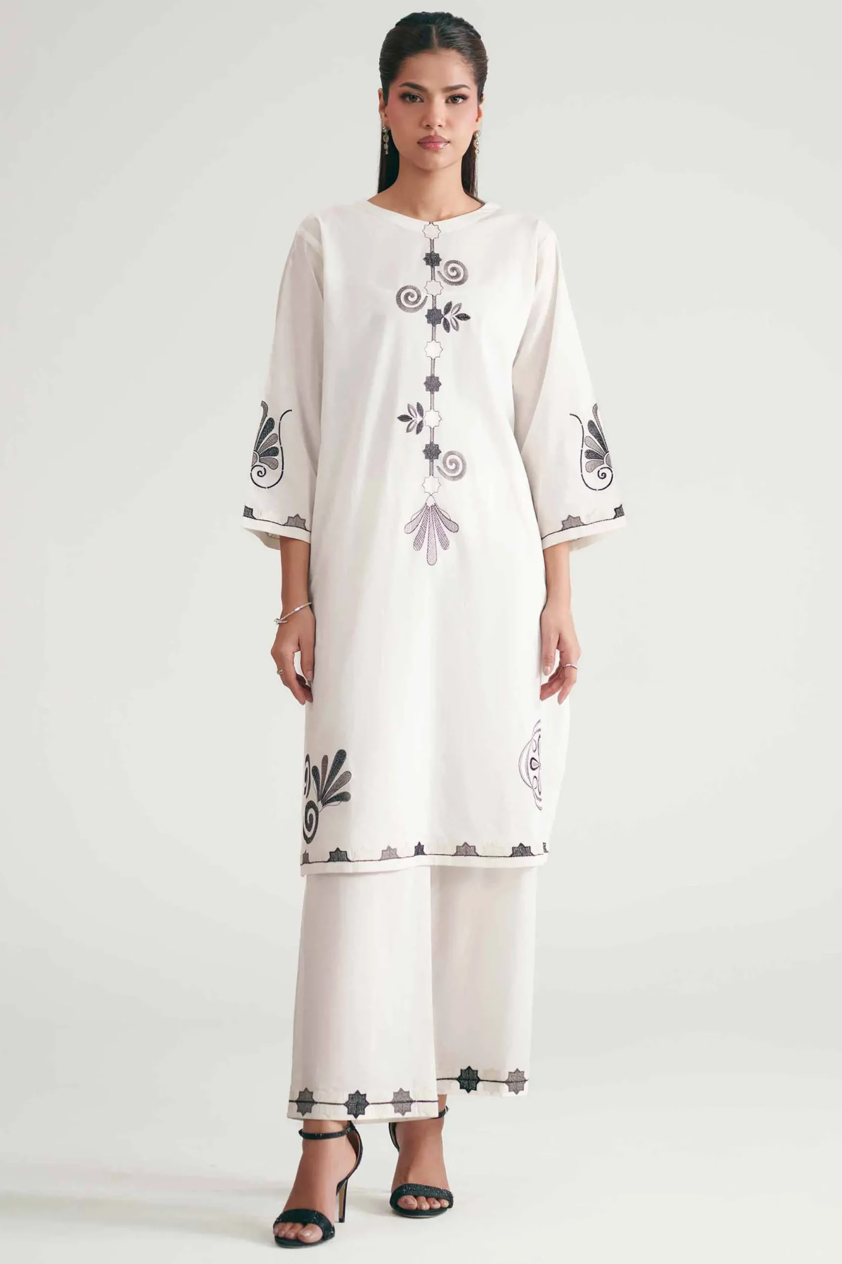 2 Piece - Embroidered Suit - KFE26-171