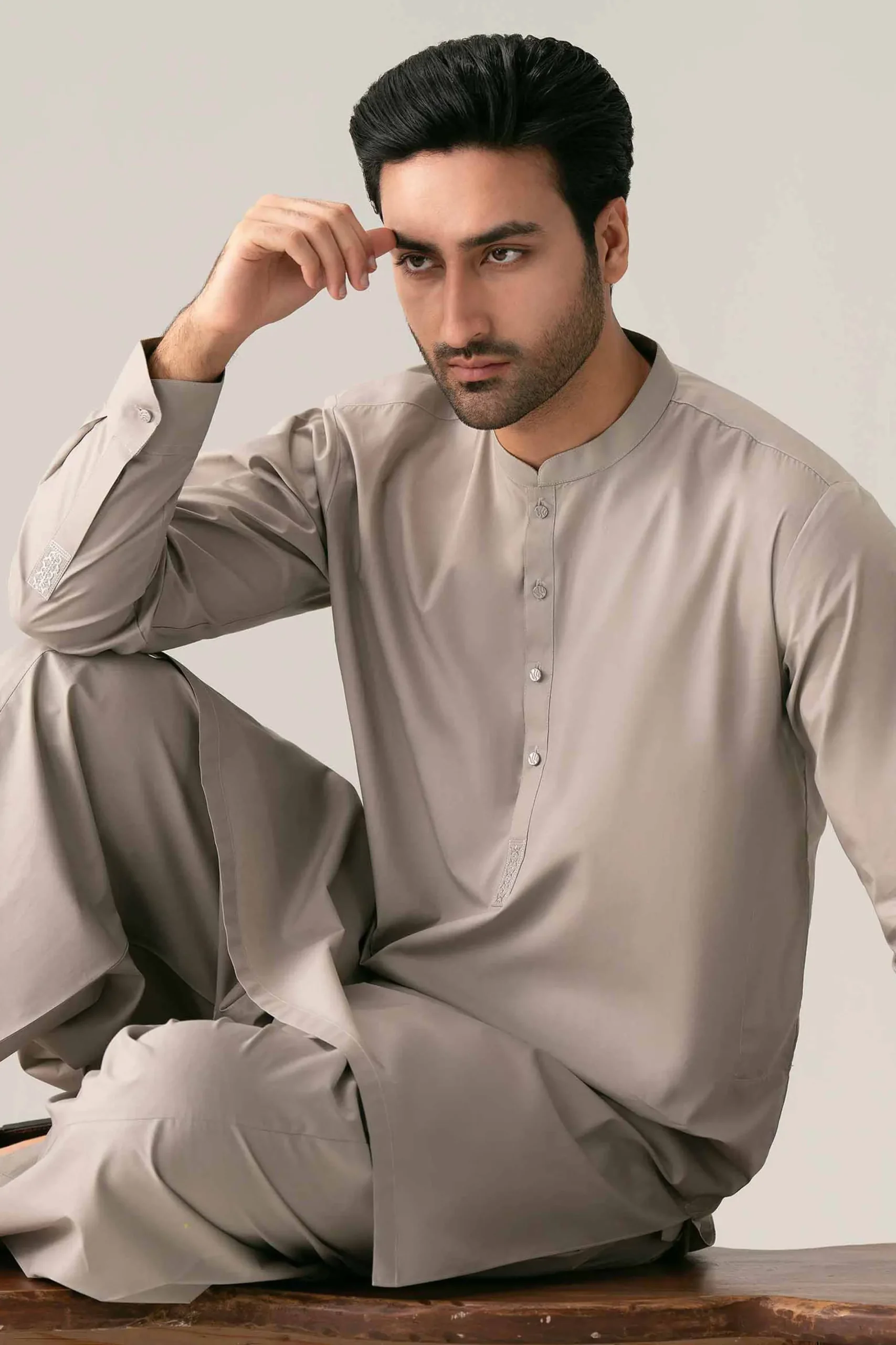 2 Piece - Embroidered Suit - NQ26-016