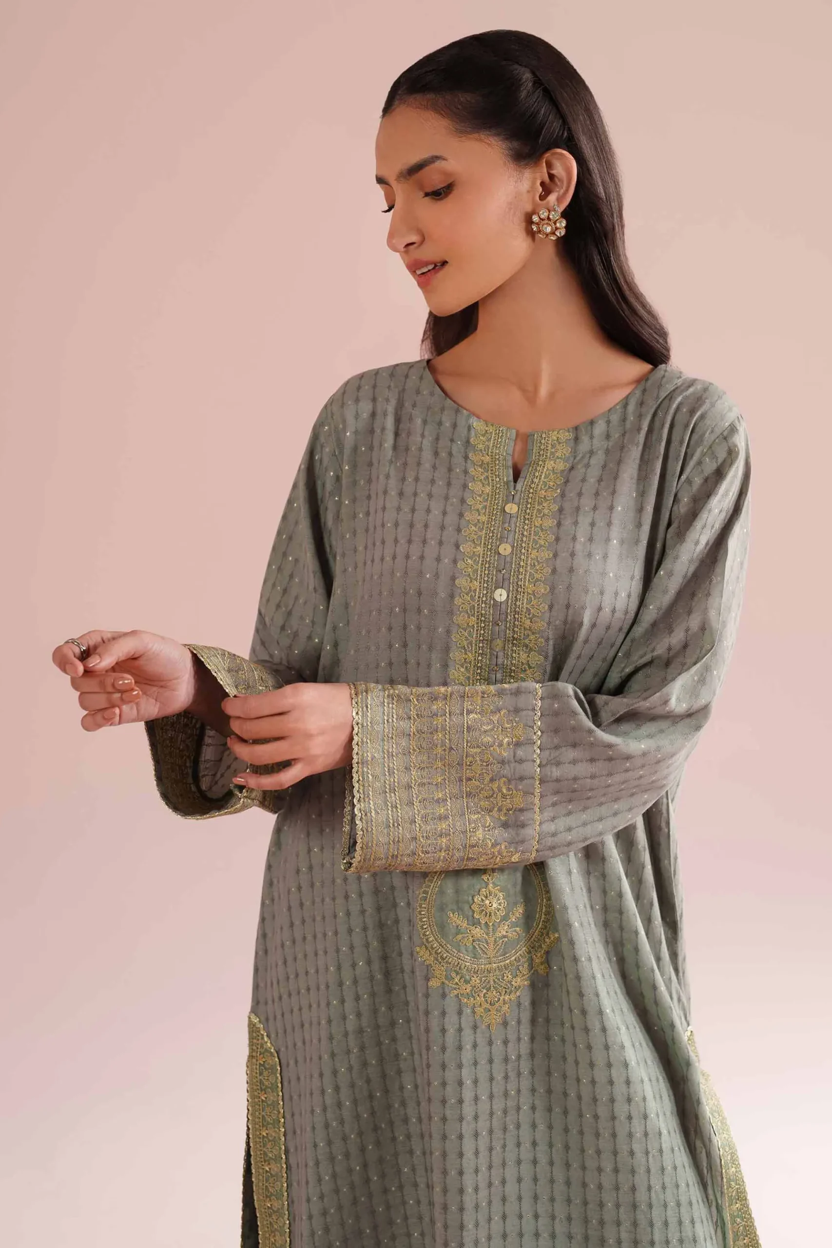 2 Piece - Embroidered Suit - PE26-59
