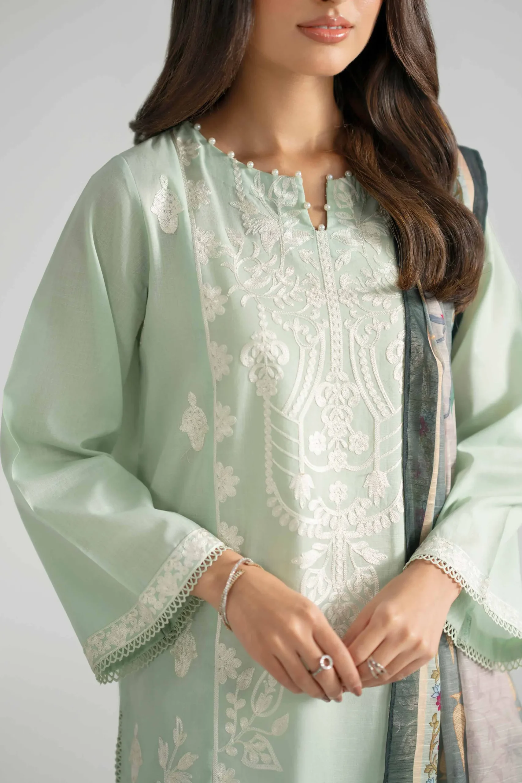 2 Piece - Embroidered Suit - PE26-131