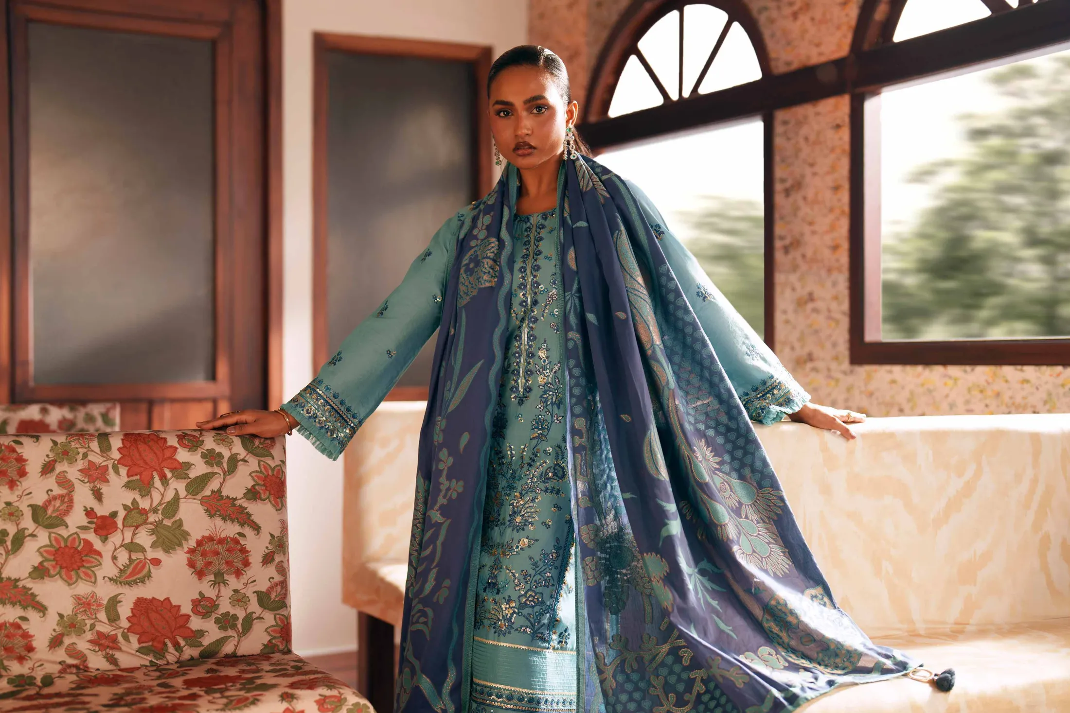 3 Piece - Embroidered Suit - PE26-77
