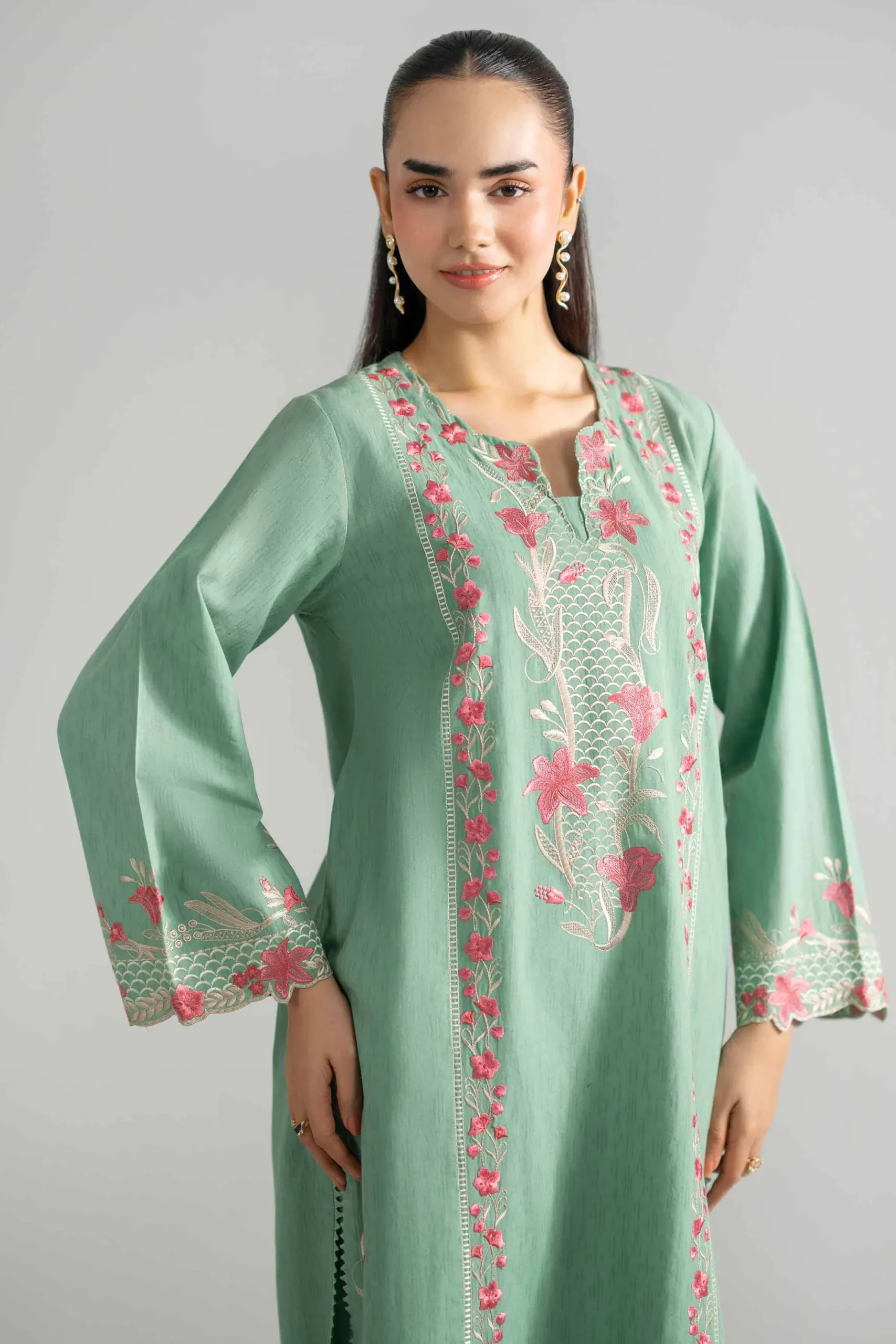 2 Piece - Embroidered Suit - PE26-234