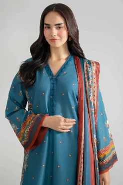 2 Piece - Embroidered Suit - PE26-135