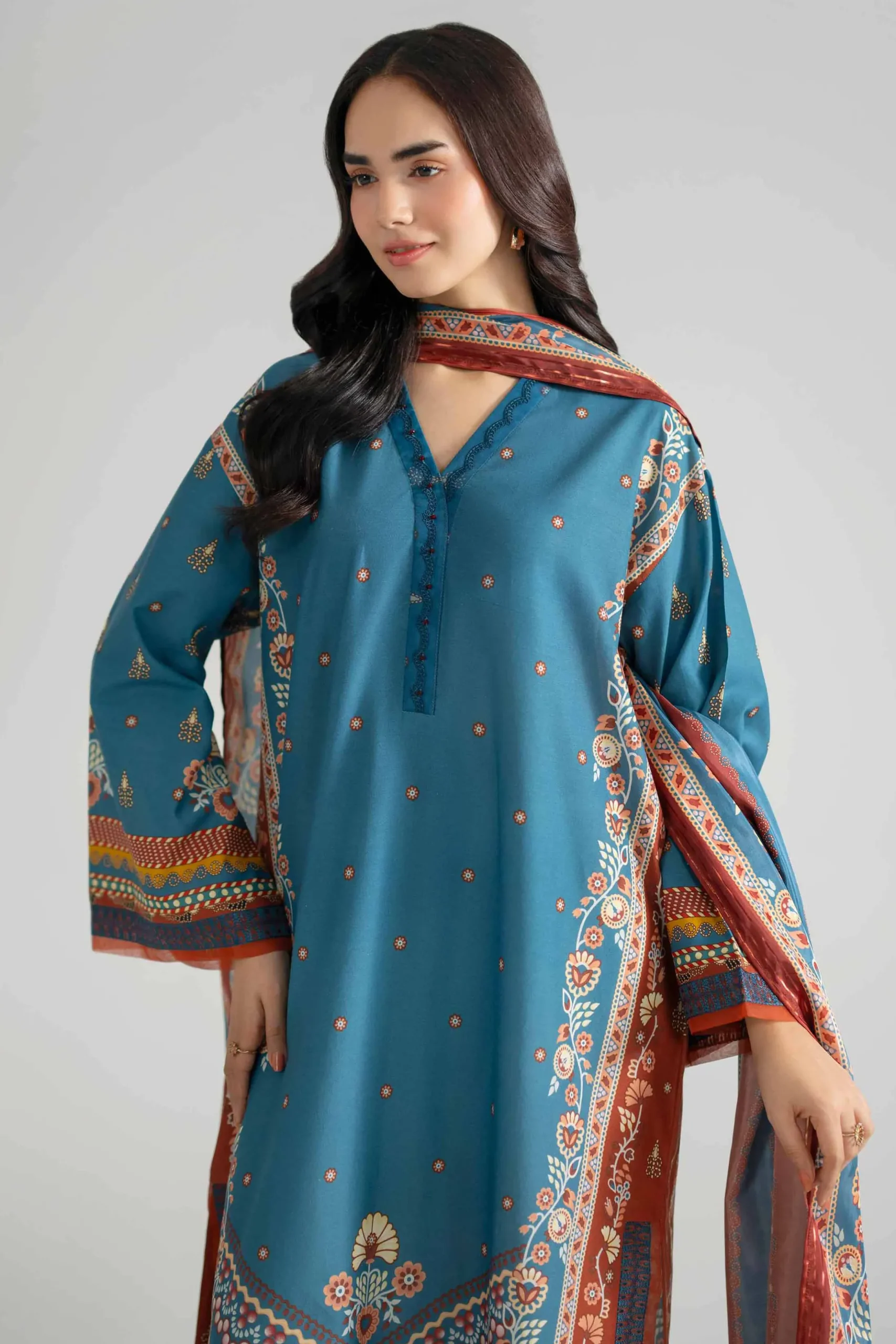 2 Piece - Embroidered Suit - PE26-135