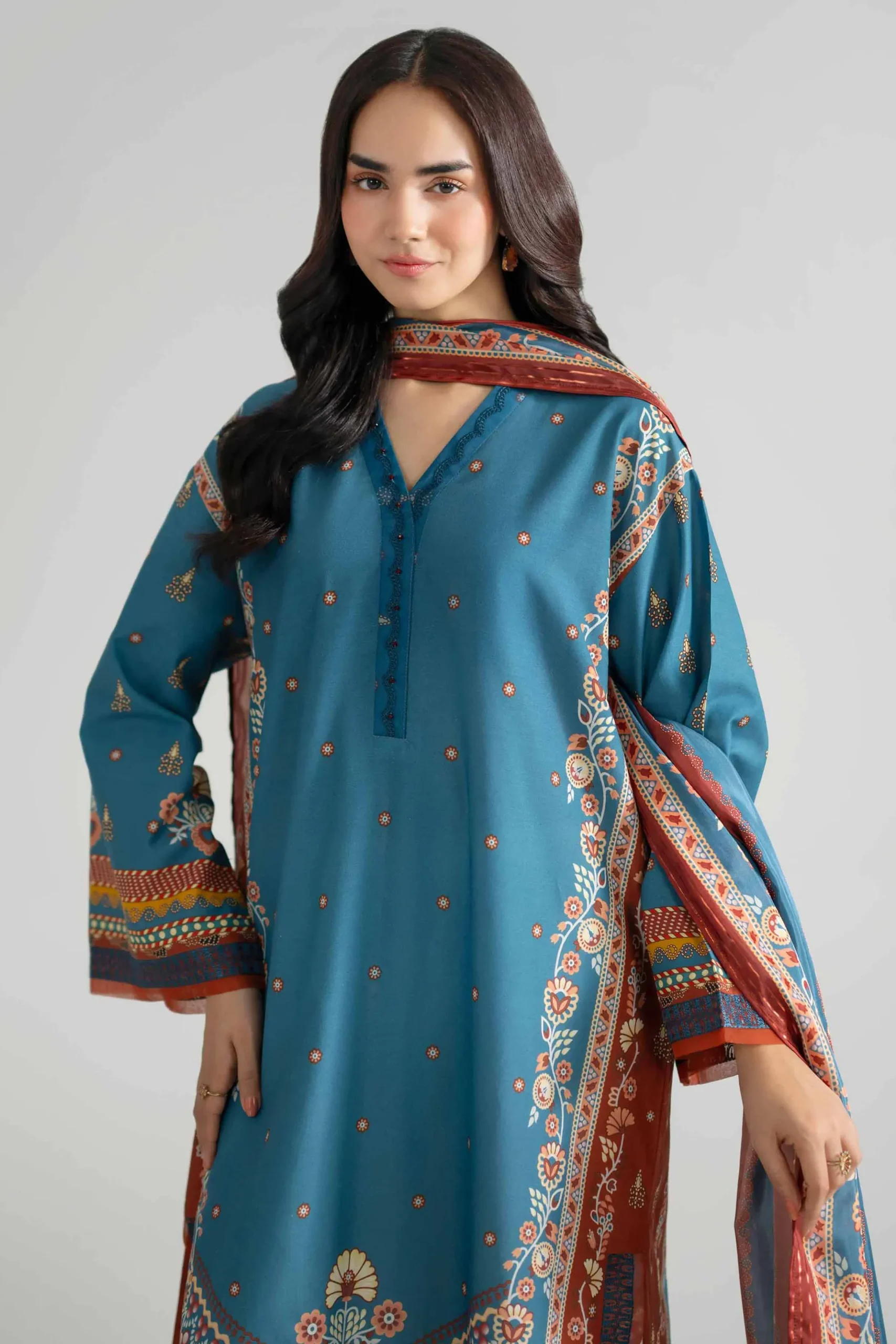 2 Piece - Embroidered Suit - PE26-135