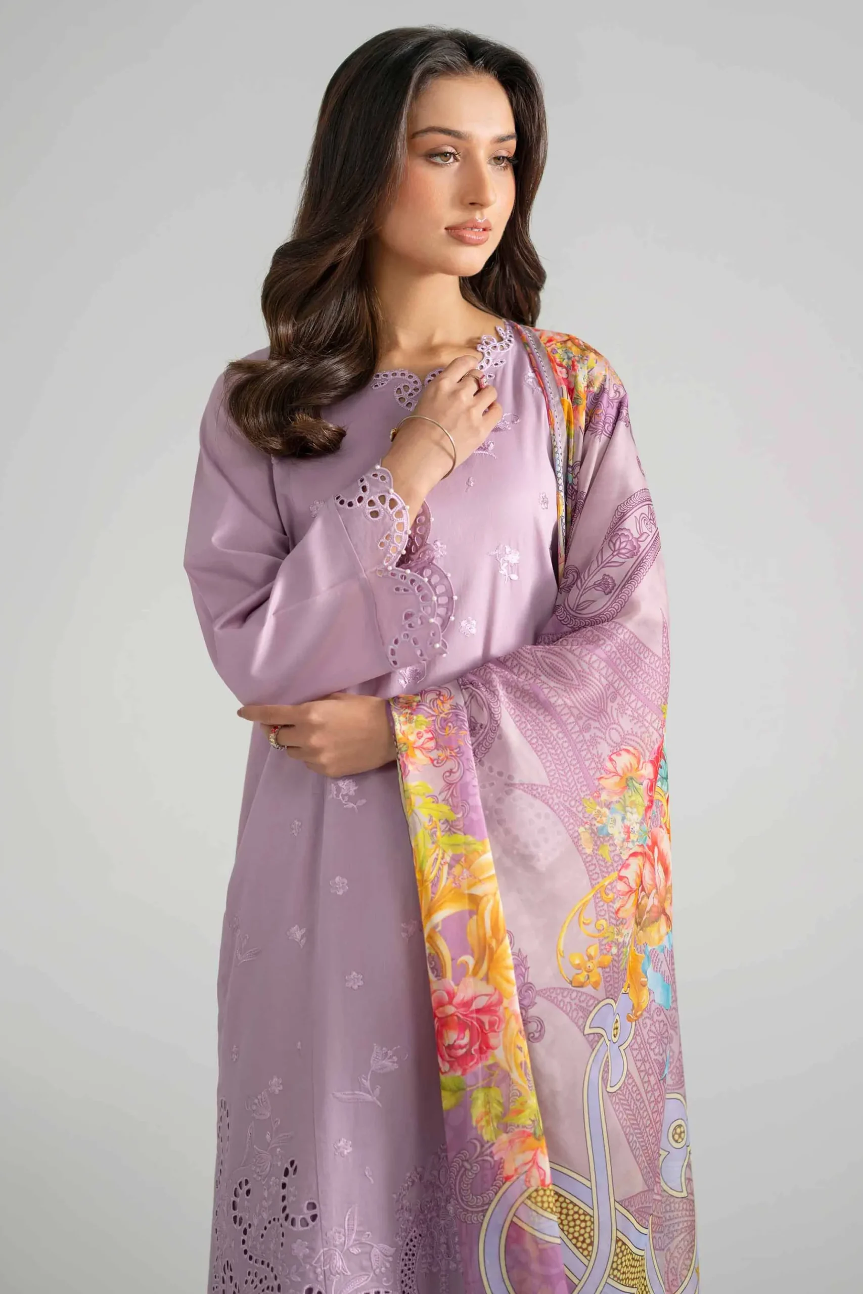 3 Piece - Embroidered Suit - PE26-322