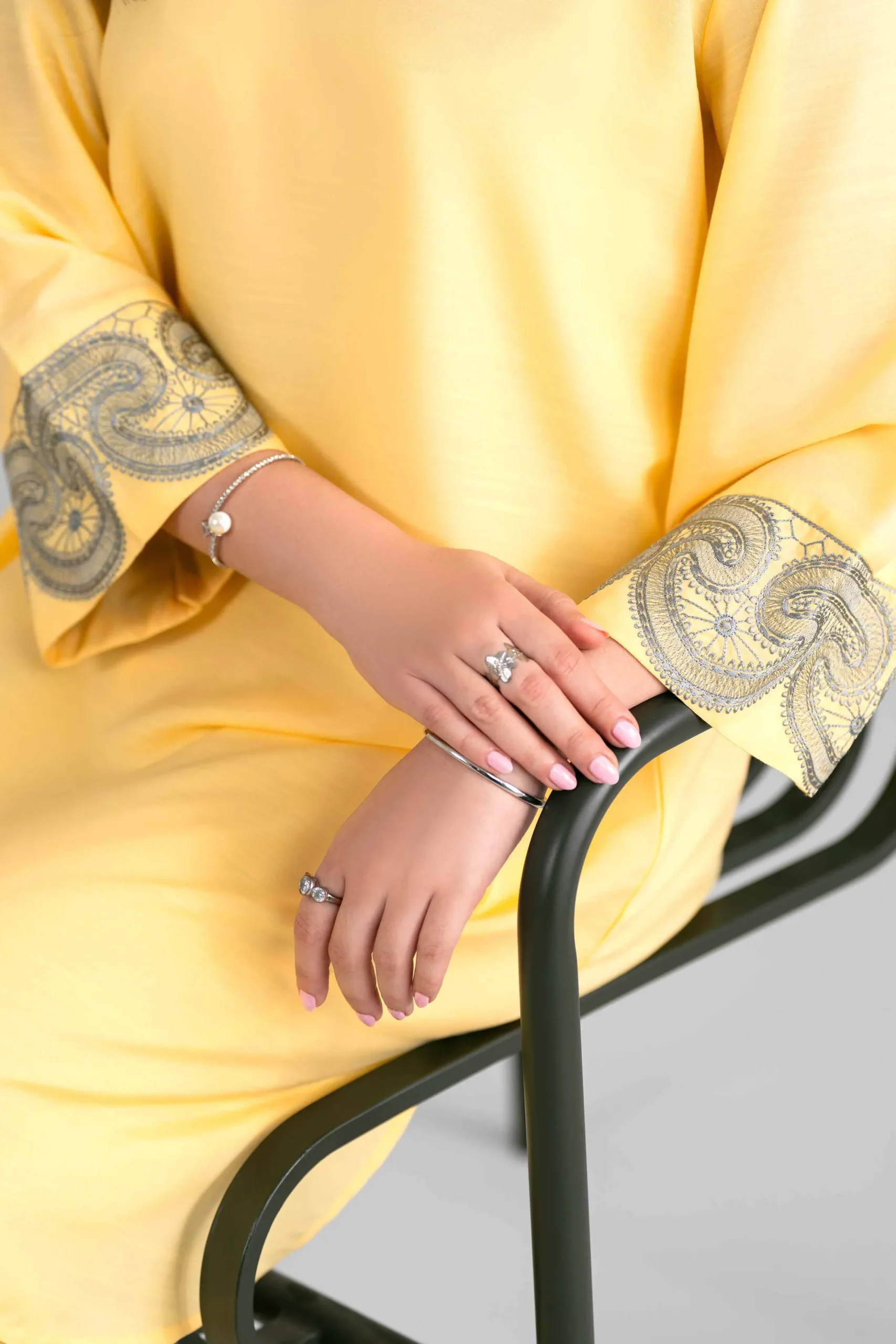 2 Piece - Embroidered Suit - PE26-396