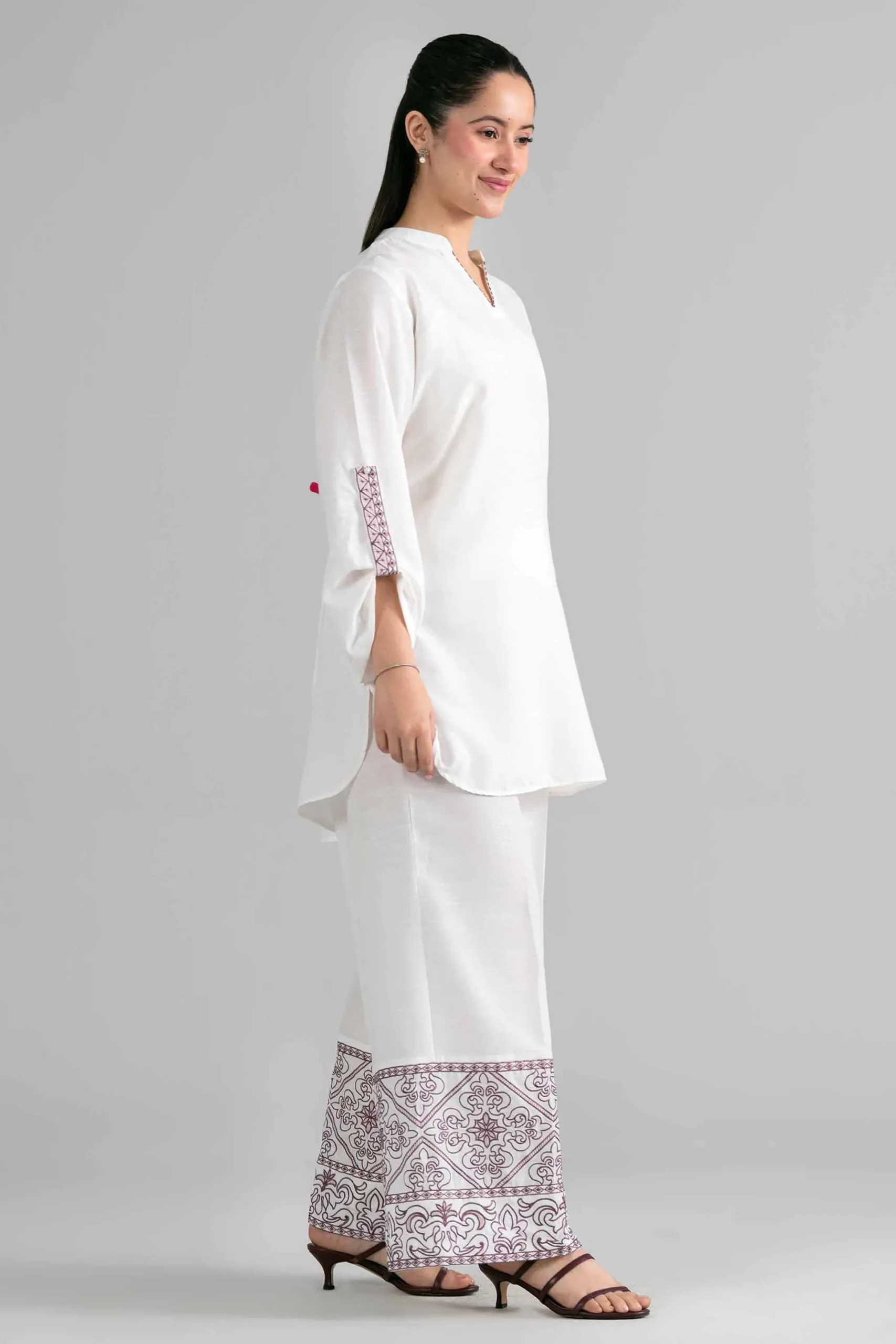 2 Piece - Embroidered Suit - PE26-407