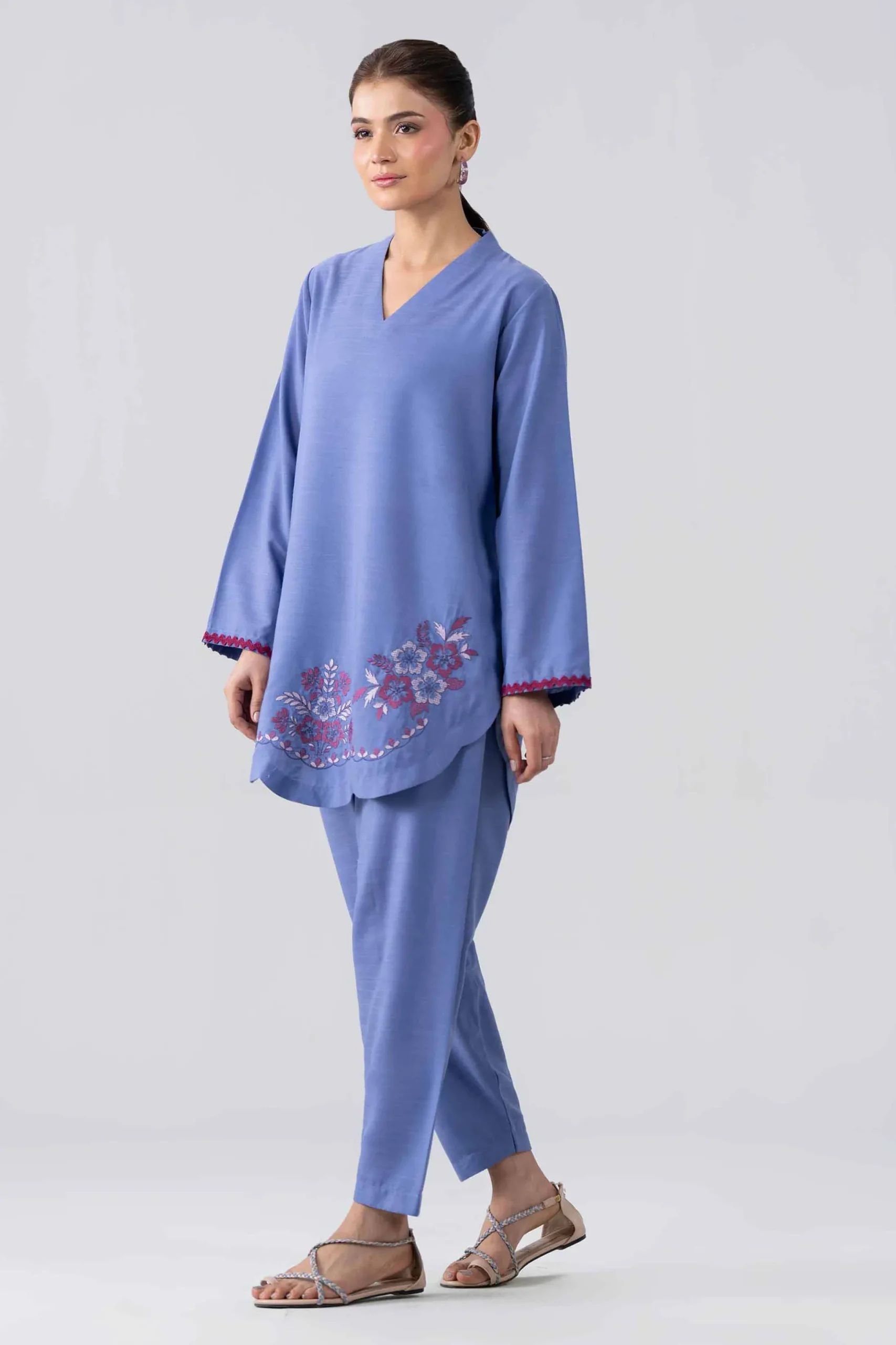 2 Piece - Embroidered Suit - PE26-410