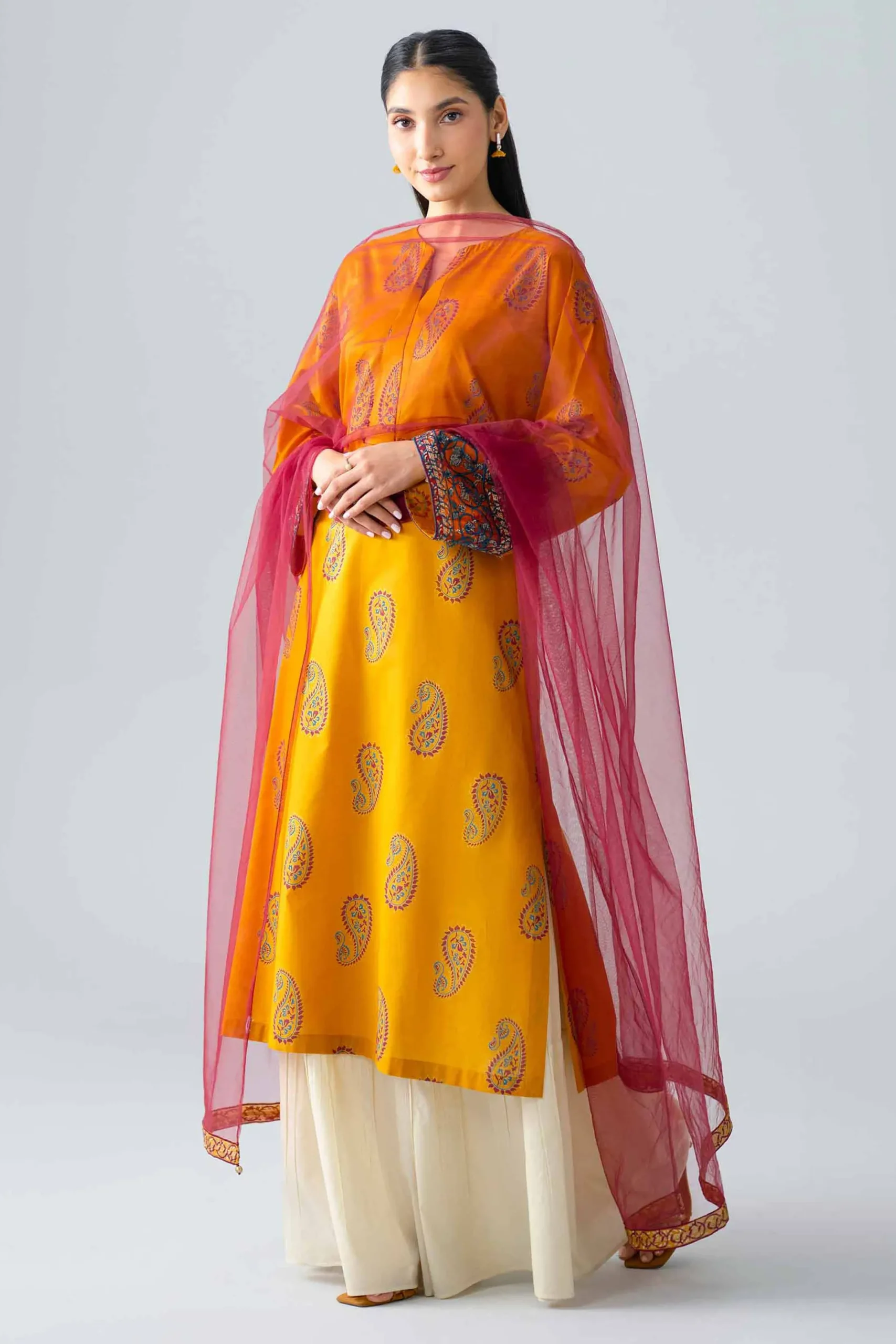 2 Piece - Embroidered Suit - PE26-438