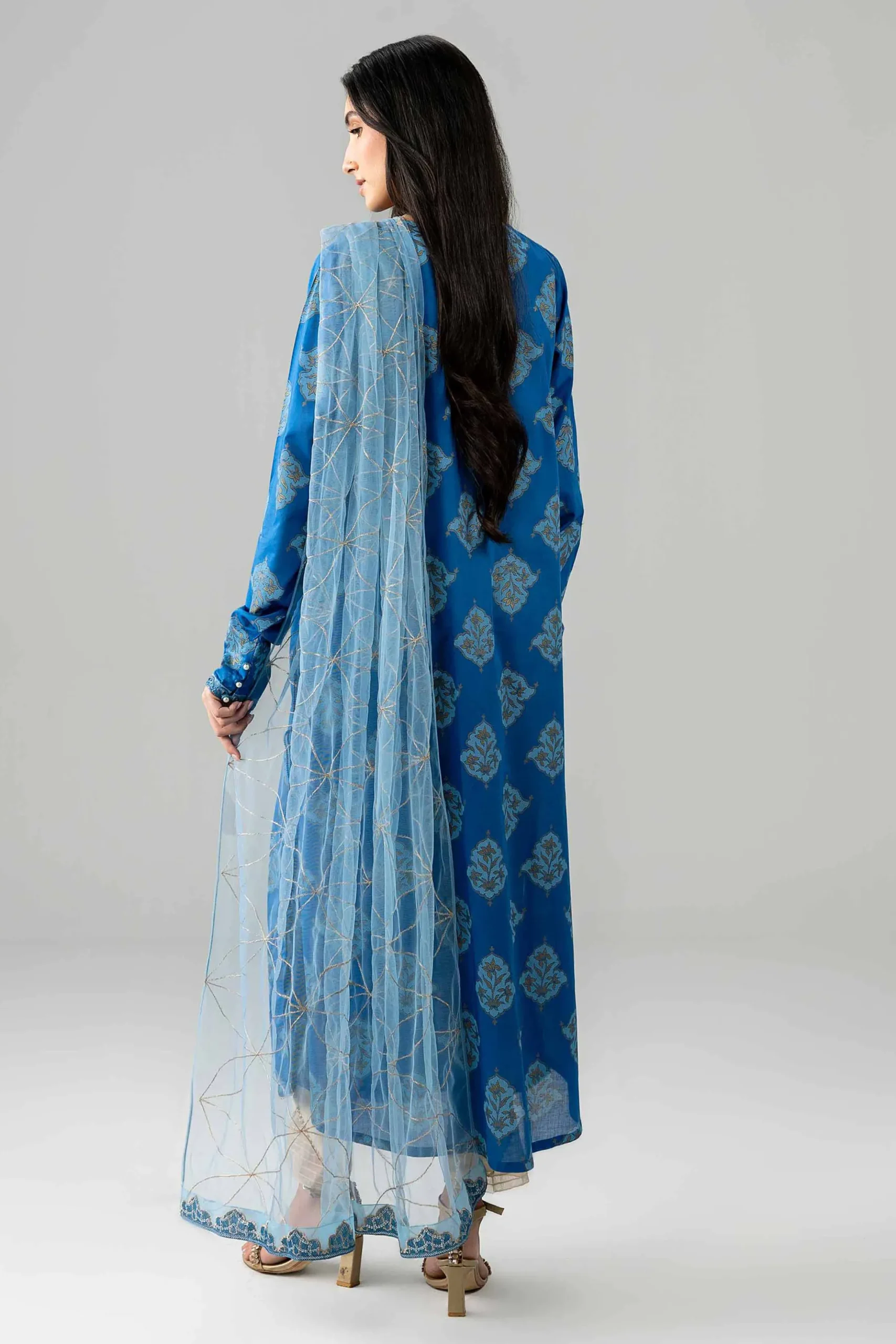 2 Piece - Embroidered Suit - PE26-441