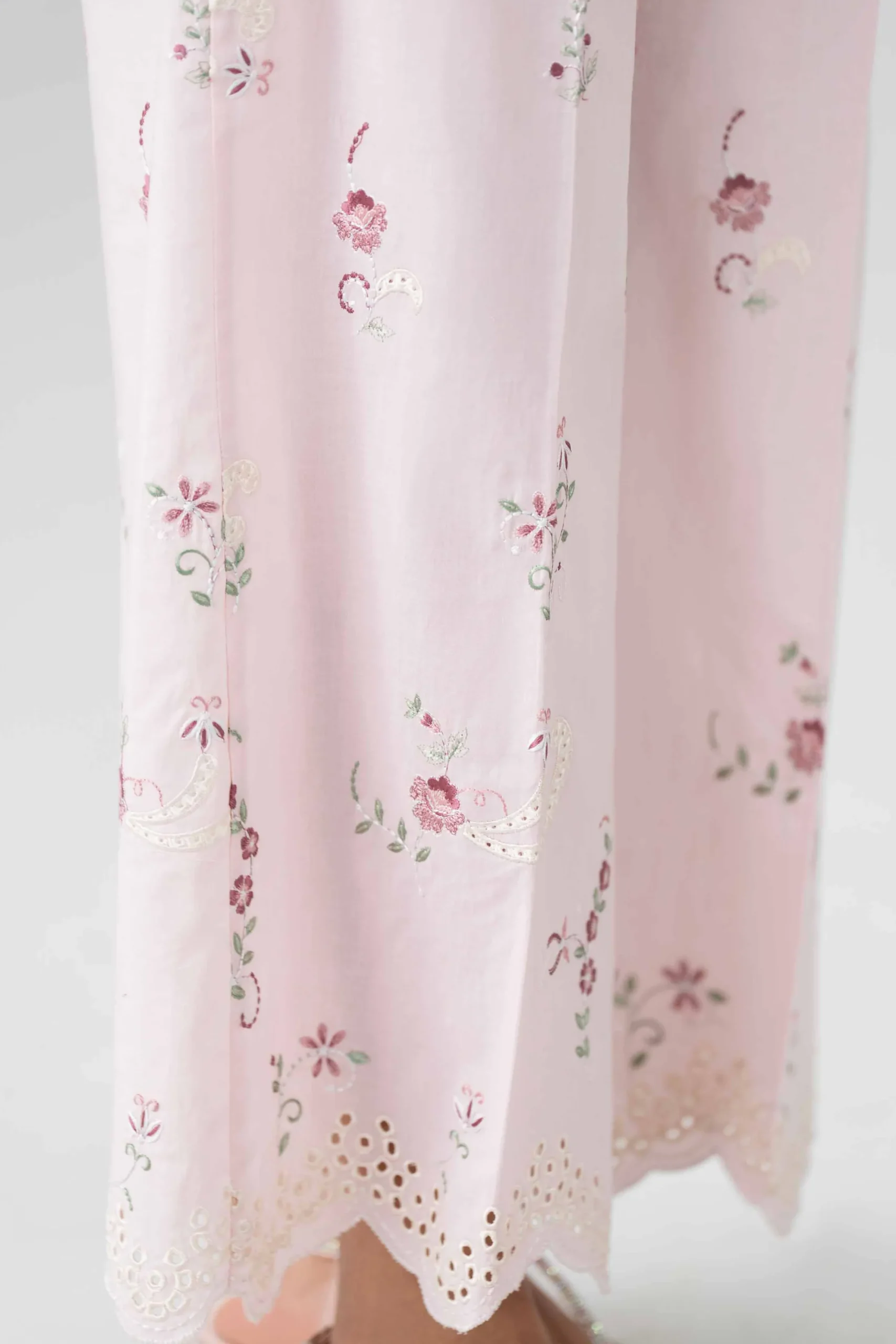 2 Piece - Embroidered Suit - PE26-453