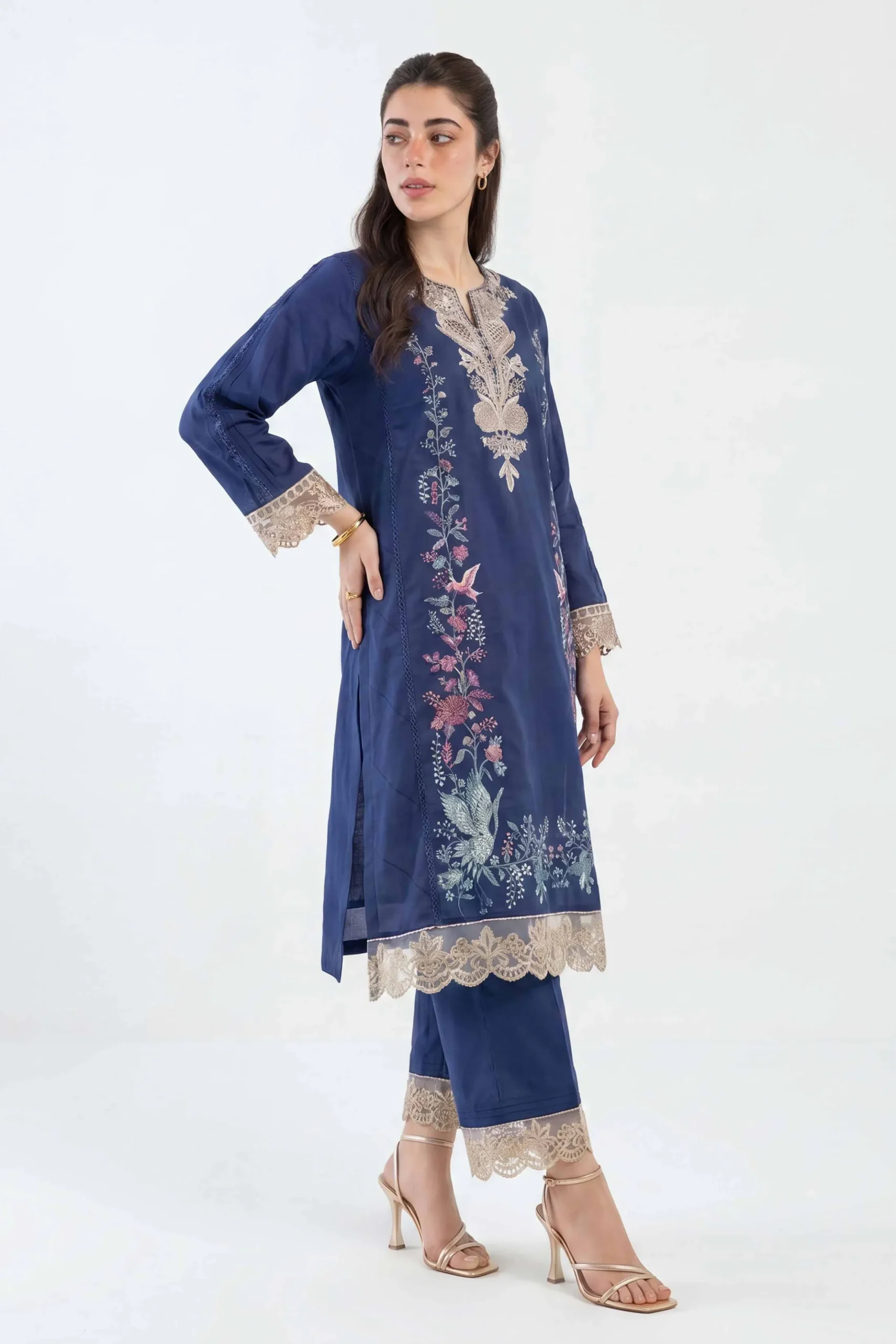 2 Piece - Embroidered Suit - PE26-47