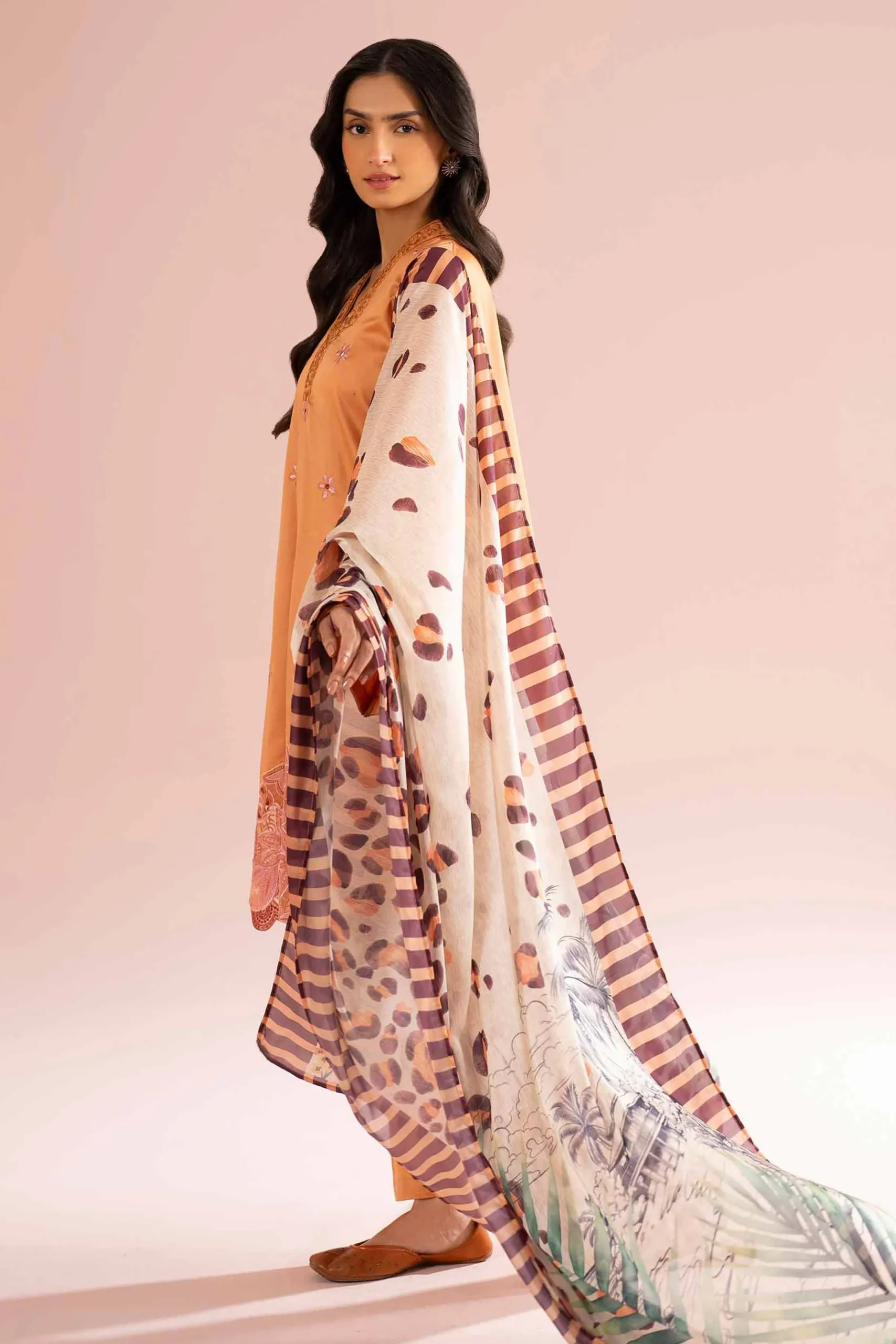 3 Piece - Embroidered Suit - PE26-62