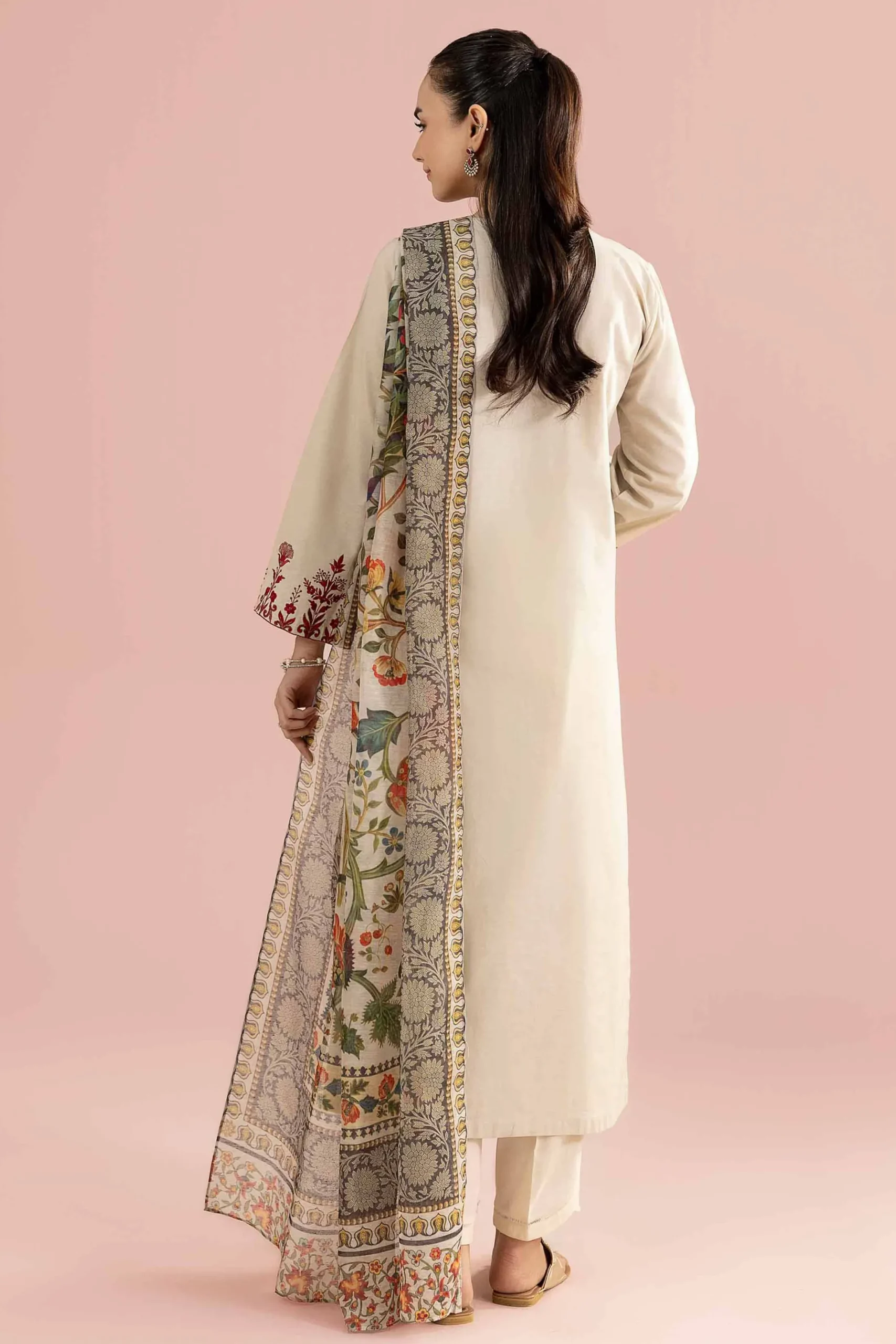 2 Piece - Embroidered Suit - PE26-146