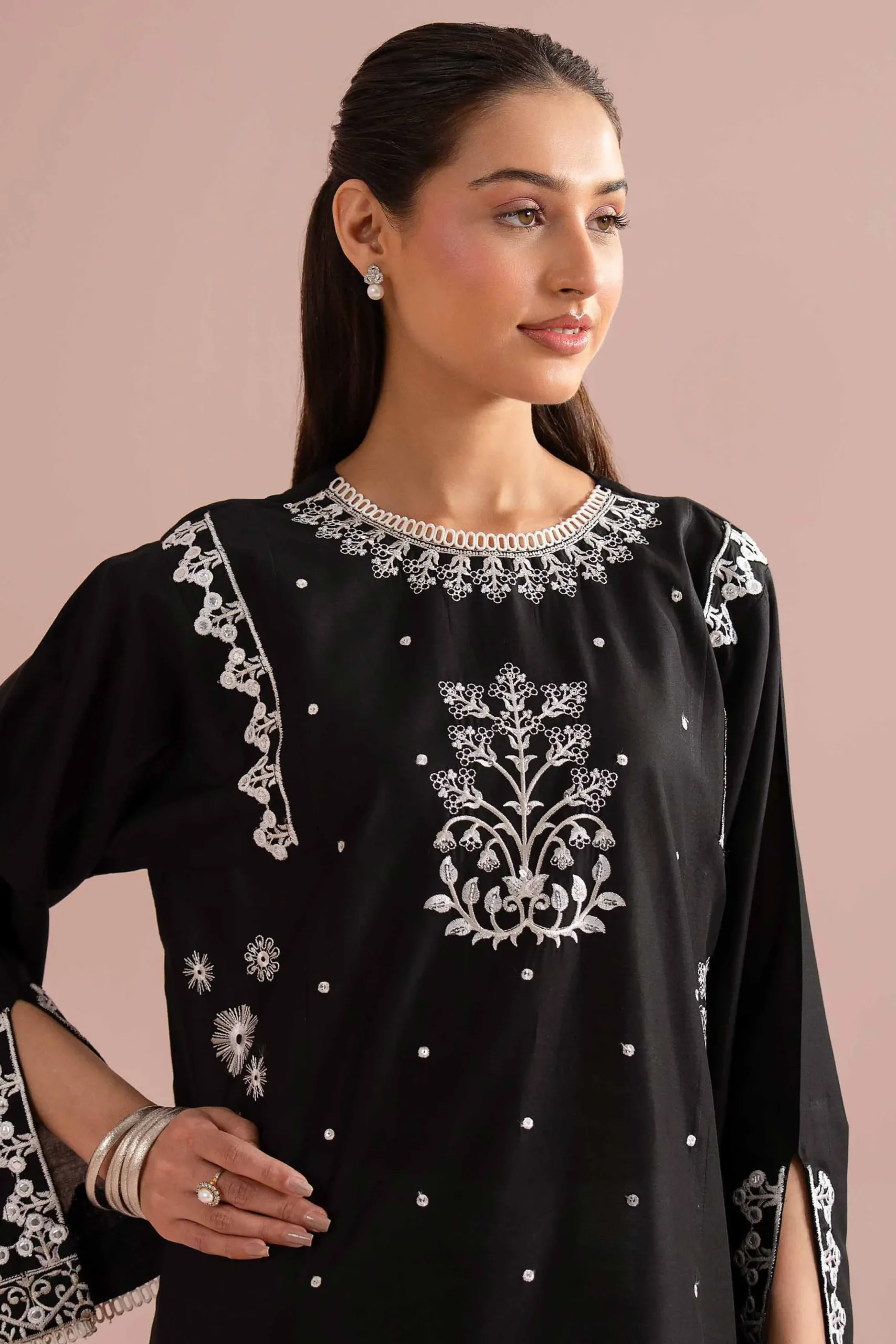 2 Piece - Embroidered Suit - PE26-238