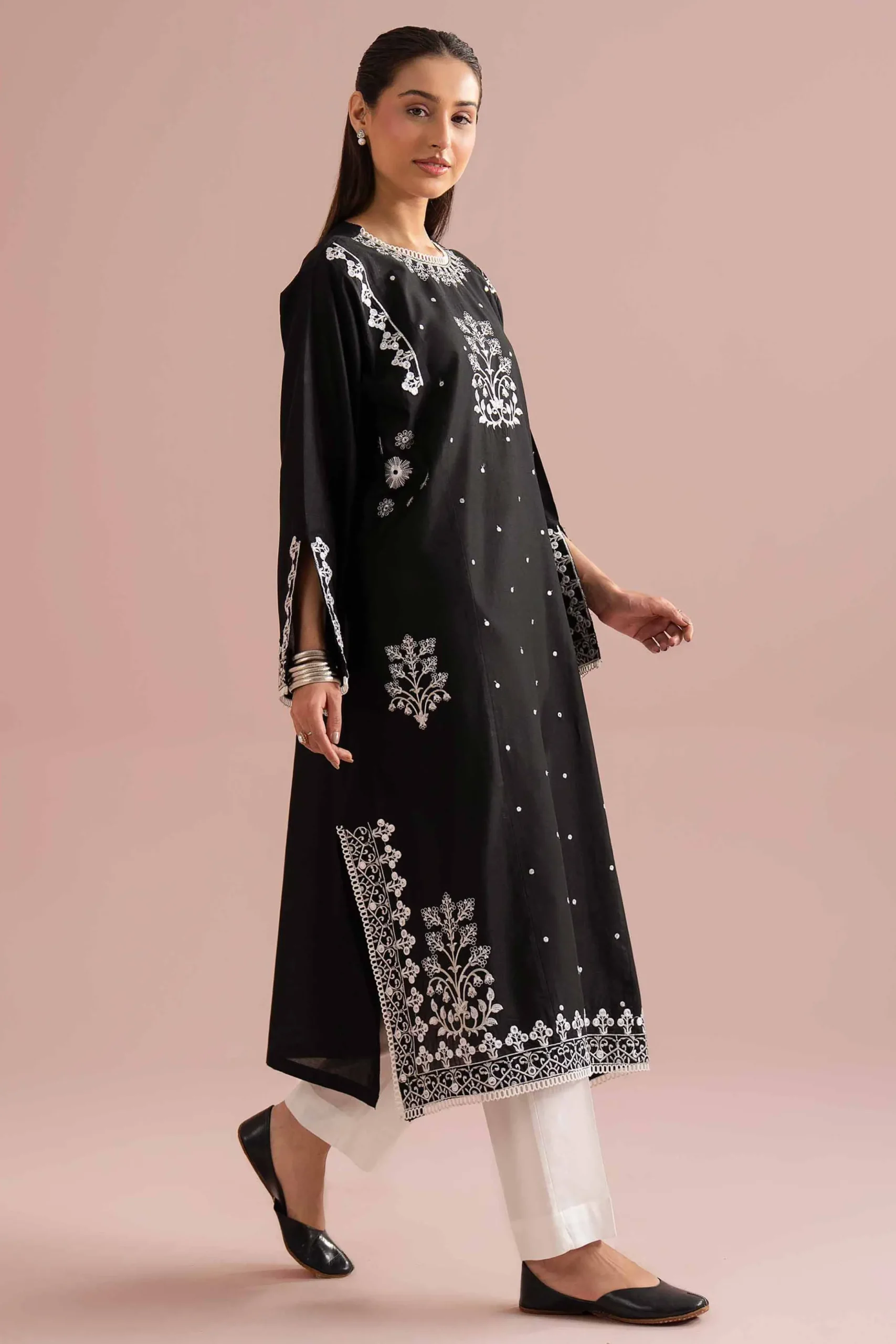 2 Piece - Embroidered Suit - PE26-238