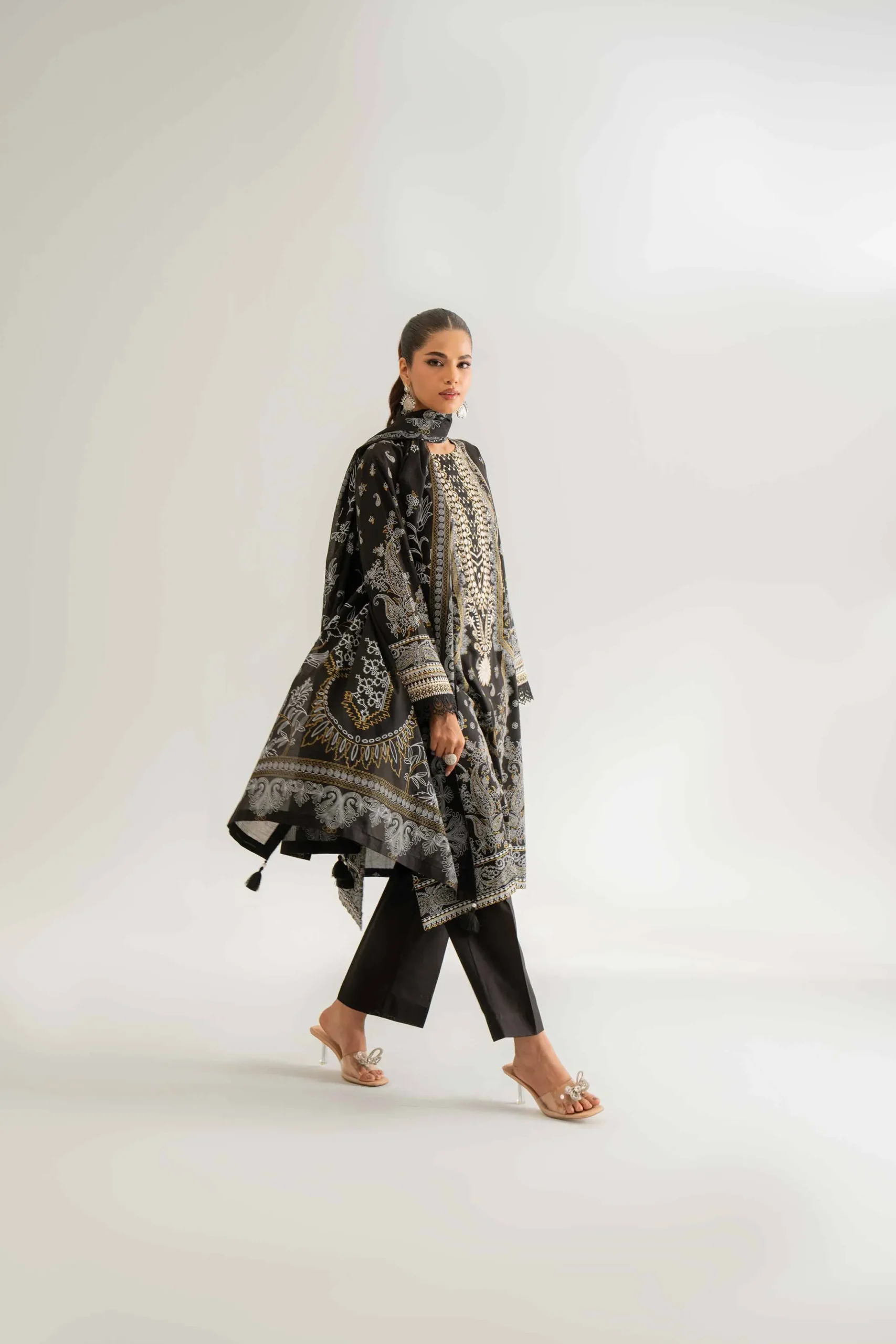 3 Piece - Flatbed Paste Embroidered Suit - 42501666