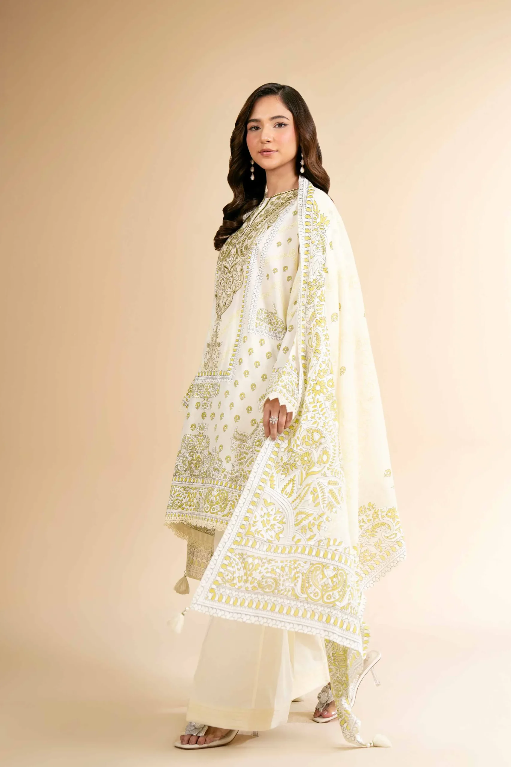 3 Piece - Flatbed Paste Embroidered Suit - 42501660