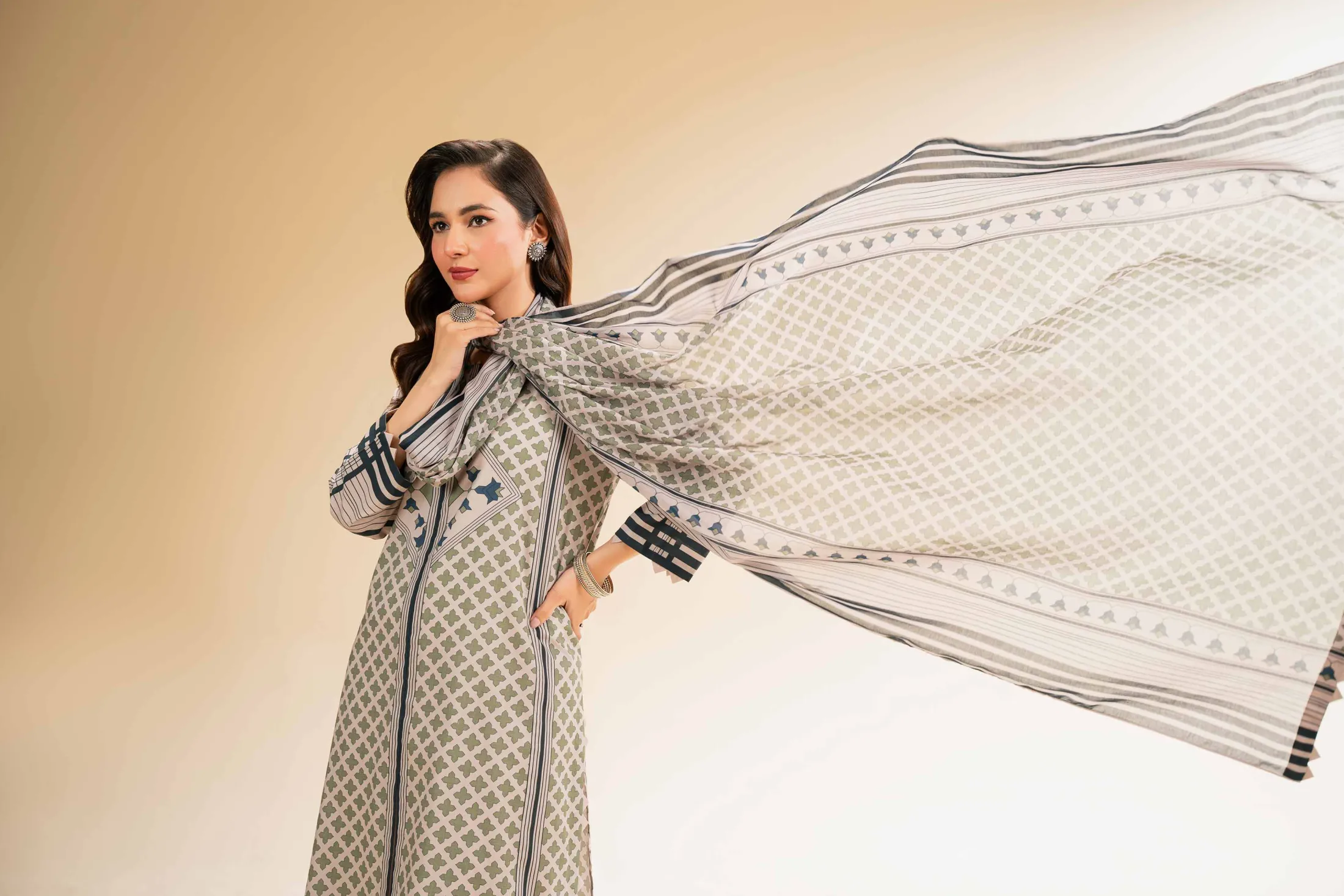 3 Piece - Printed Embroidered Suit - 42519173