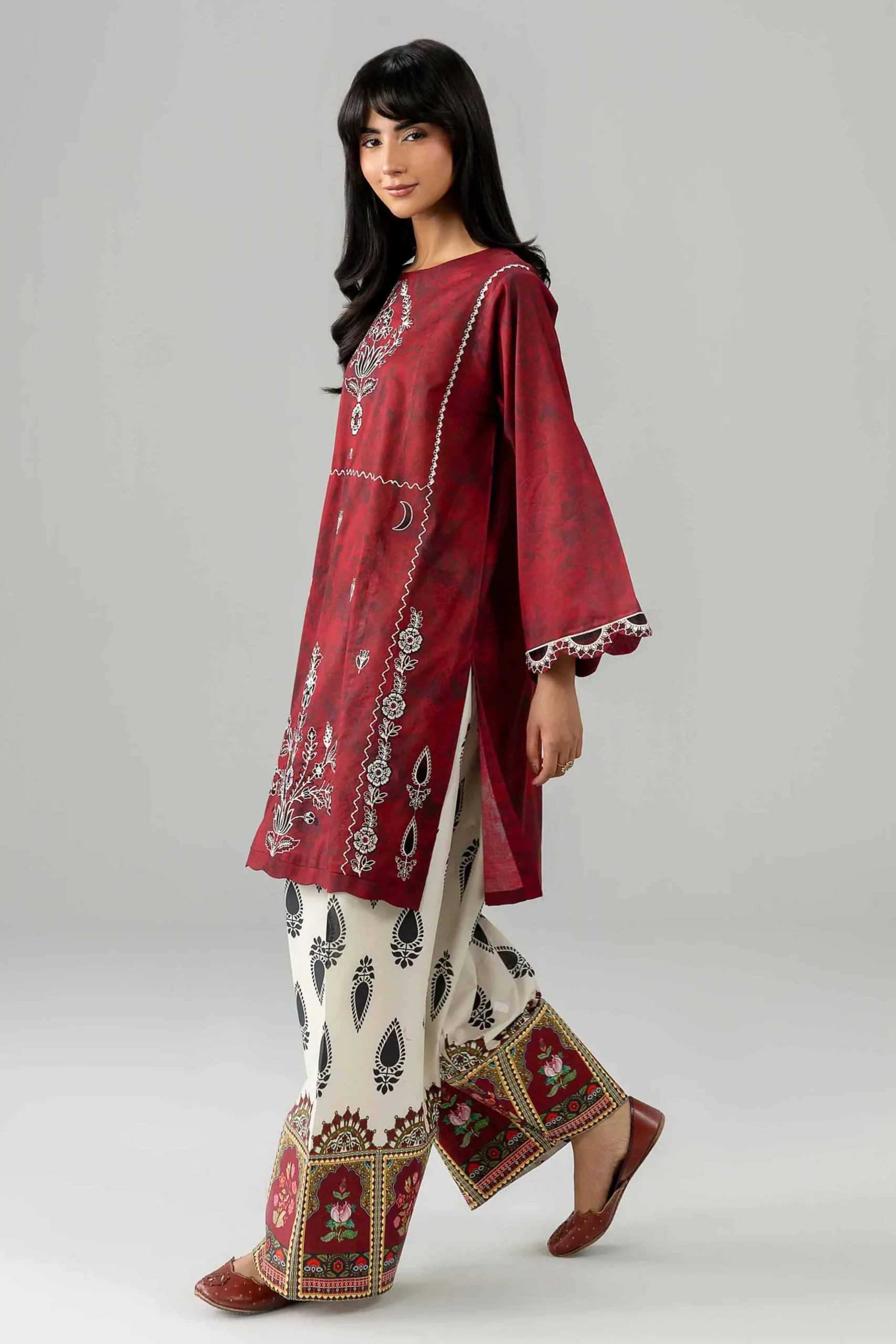 2 Piece - Printed Embroidered Suit - PE26-585