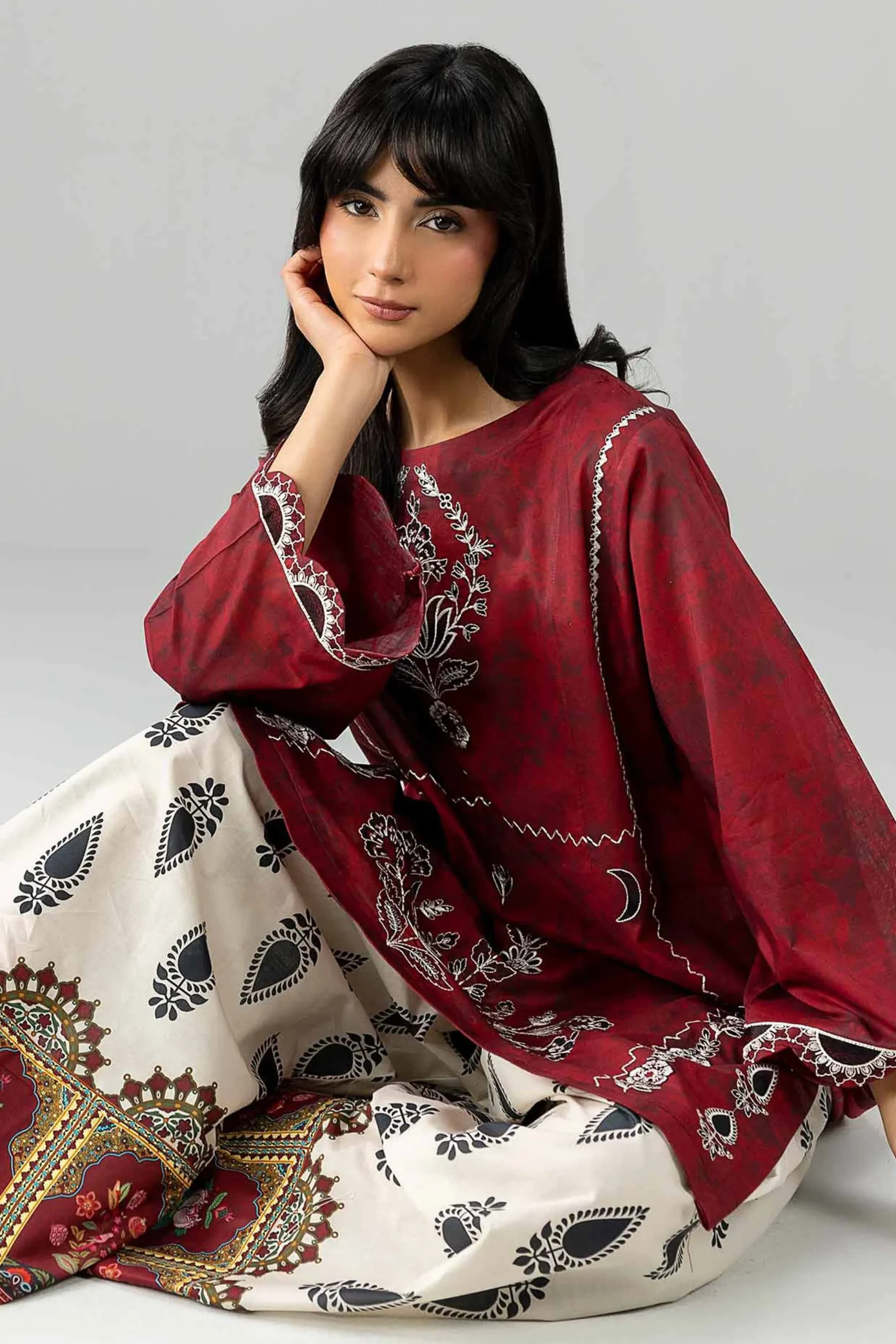 2 Piece - Printed Embroidered Suit - PE26-585